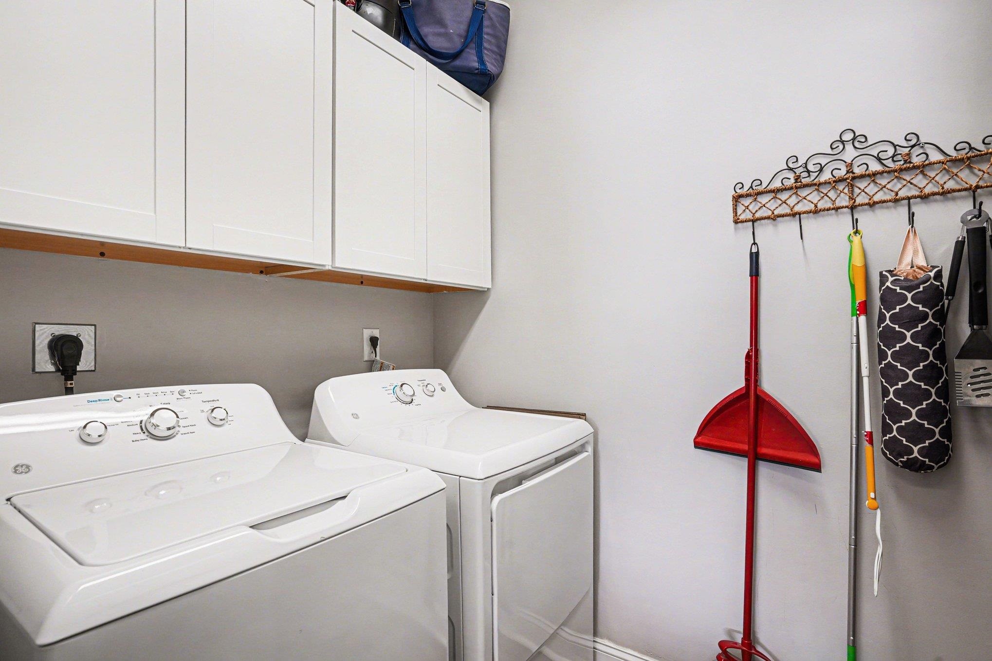 6000 Windsor Green Way Property Photo 26