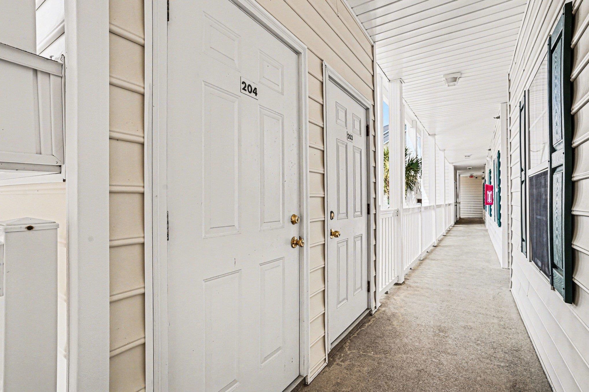 6000 Windsor Green Way Property Photo 27