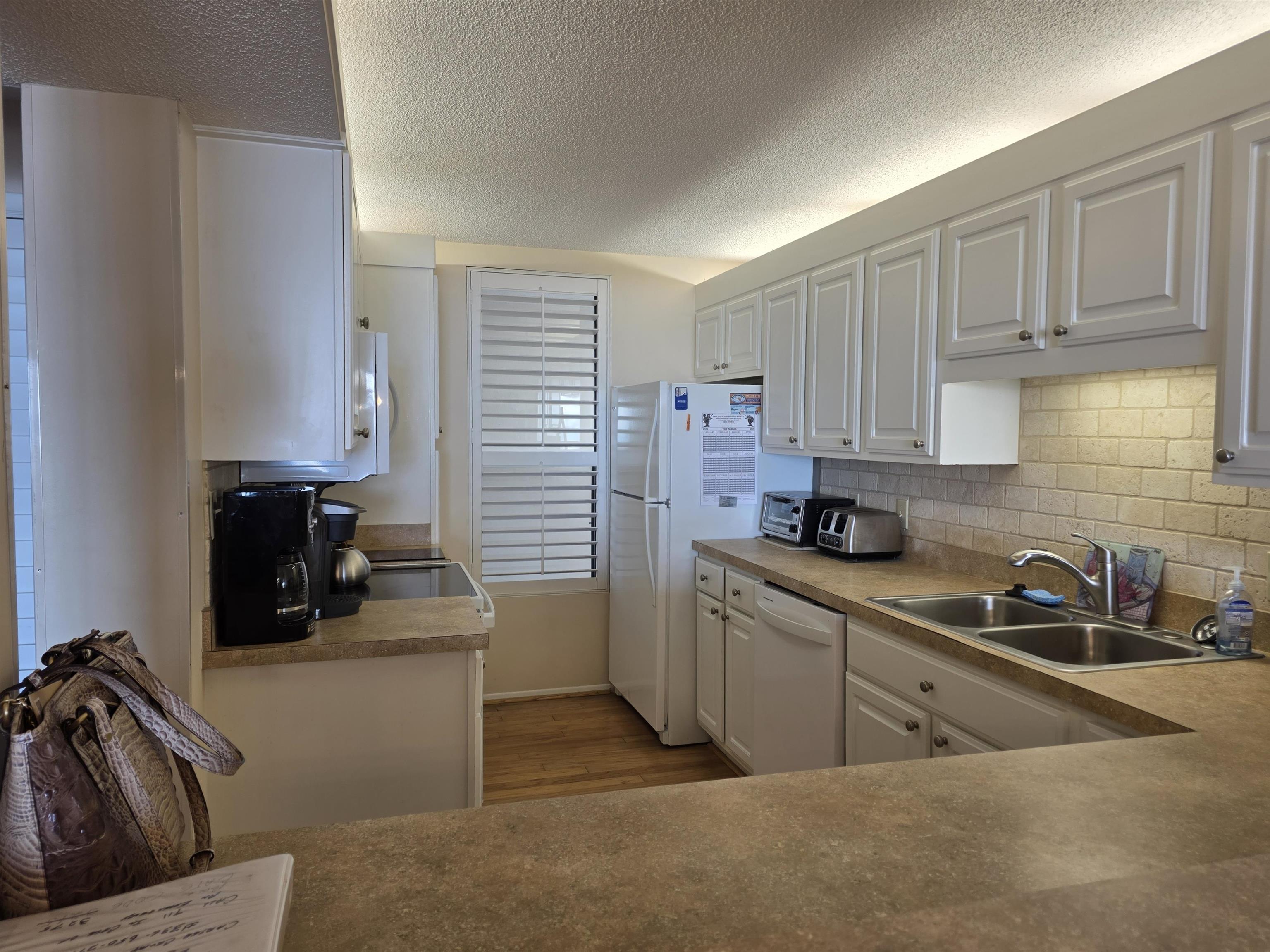 741 Retreat Beach Circle Property Photo 9