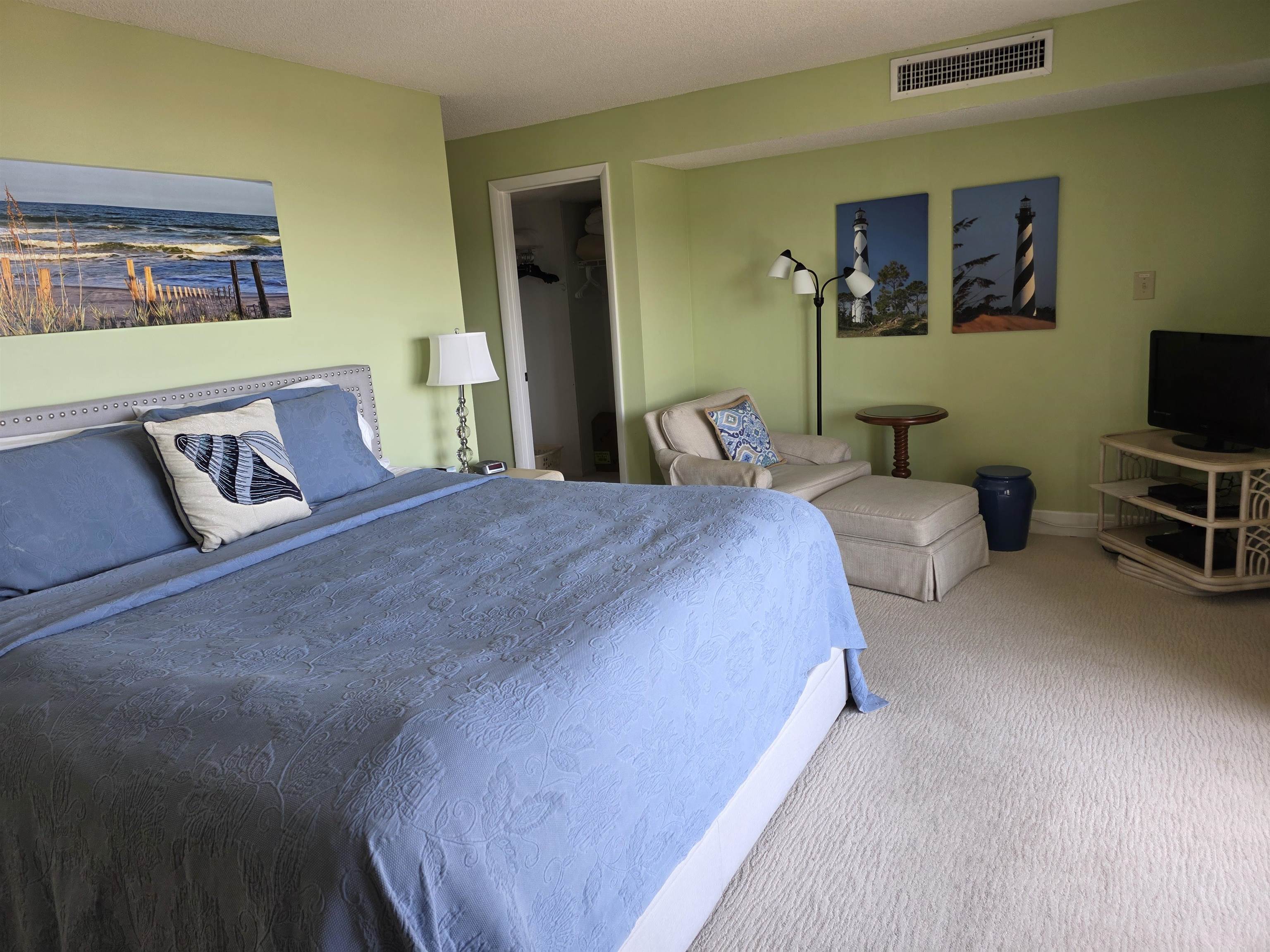741 Retreat Beach Circle Property Photo 11