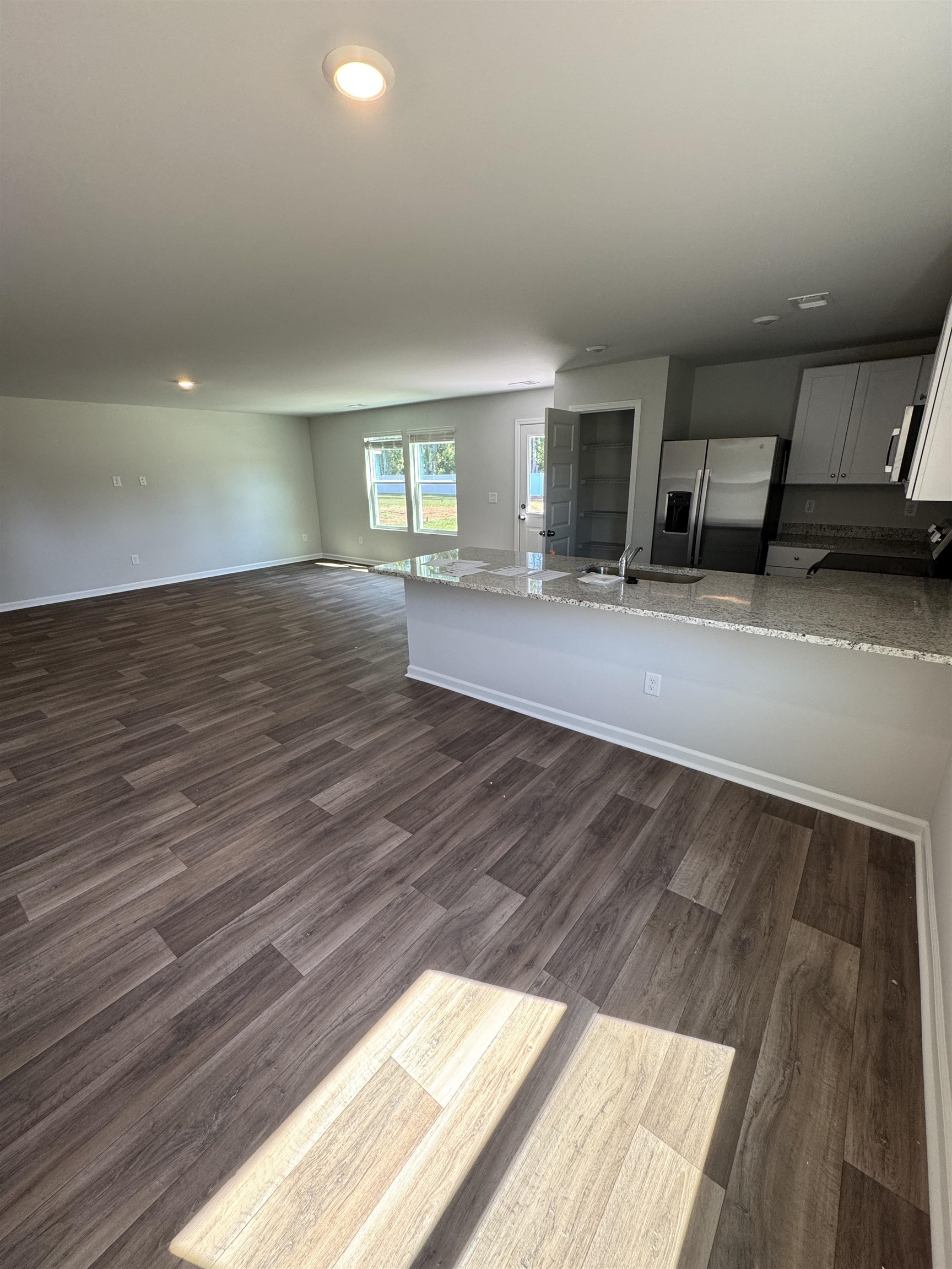 165 Birchwood Dr. Property Photo 4