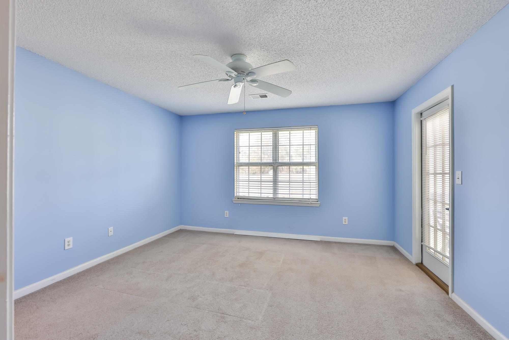 3795 Hitchcock Way Property Photo 16