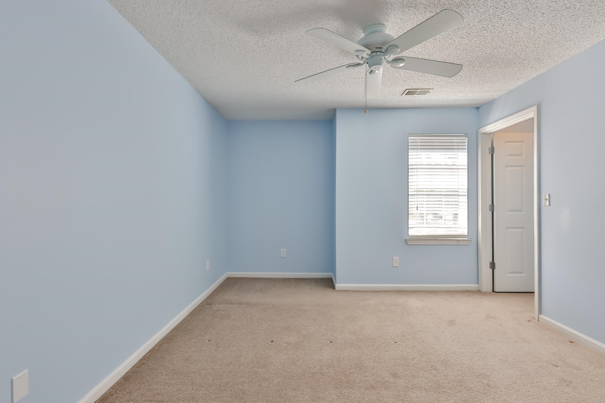 3795 Hitchcock Way Property Photo 21