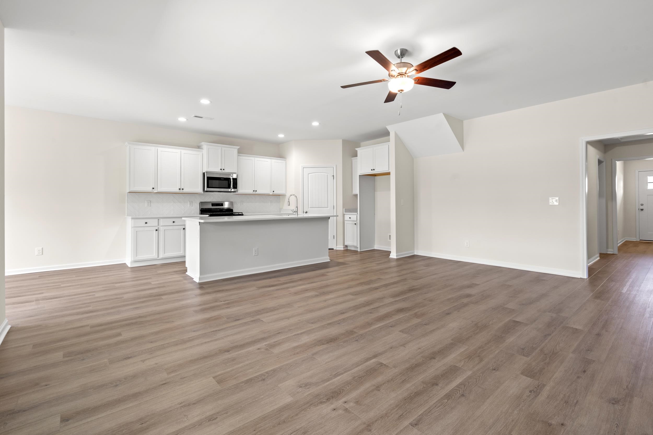 6780 Highway 1124 Property Photo 3