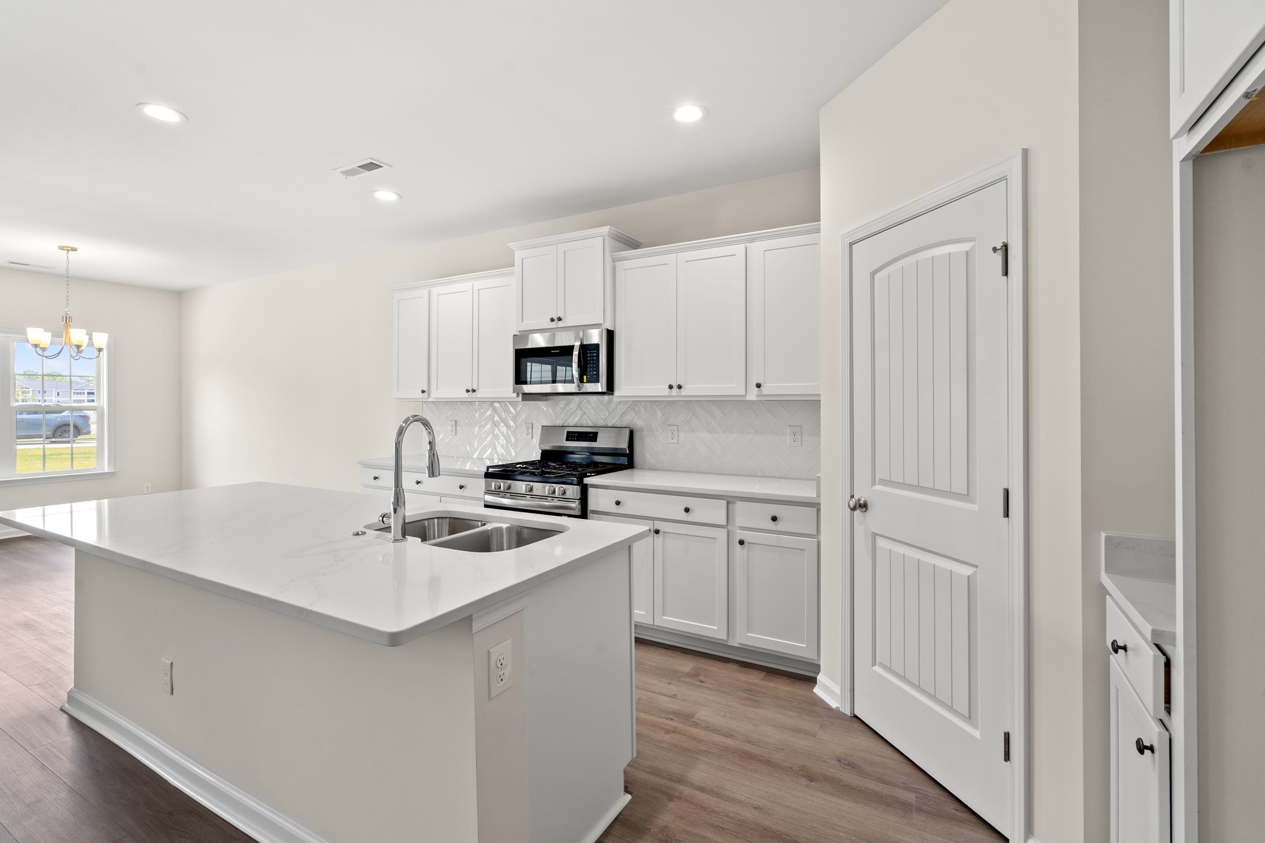 6780 Highway 1124 Property Photo 6