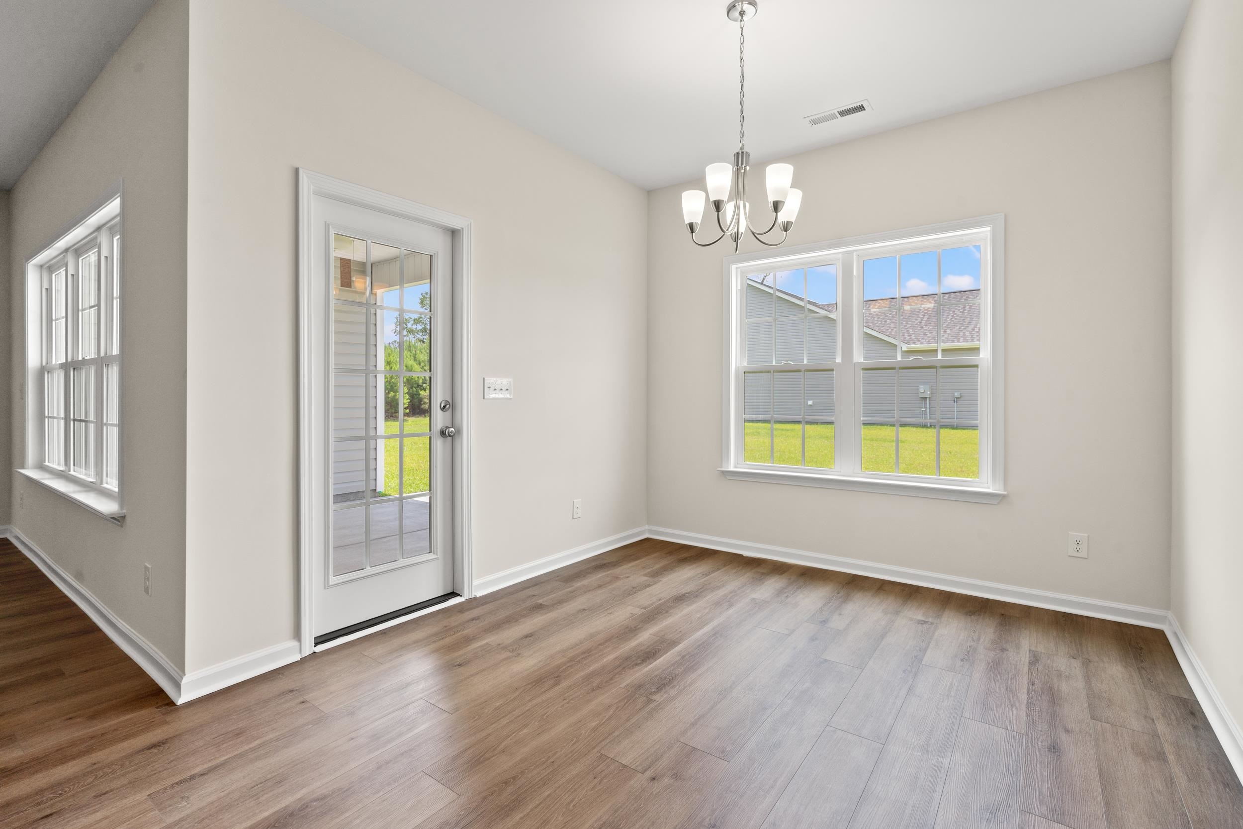 6780 Highway 1124 Property Photo 7