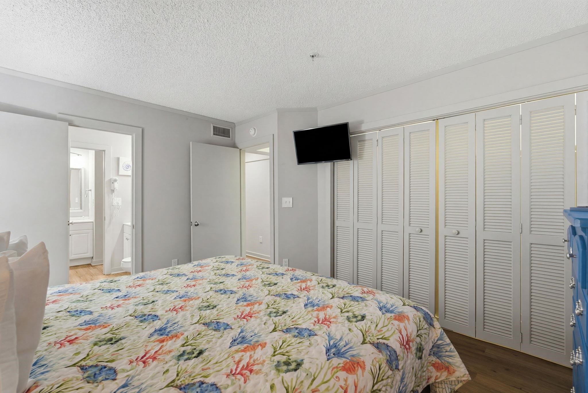 415 Ocean Creek Dr. Property Photo 21