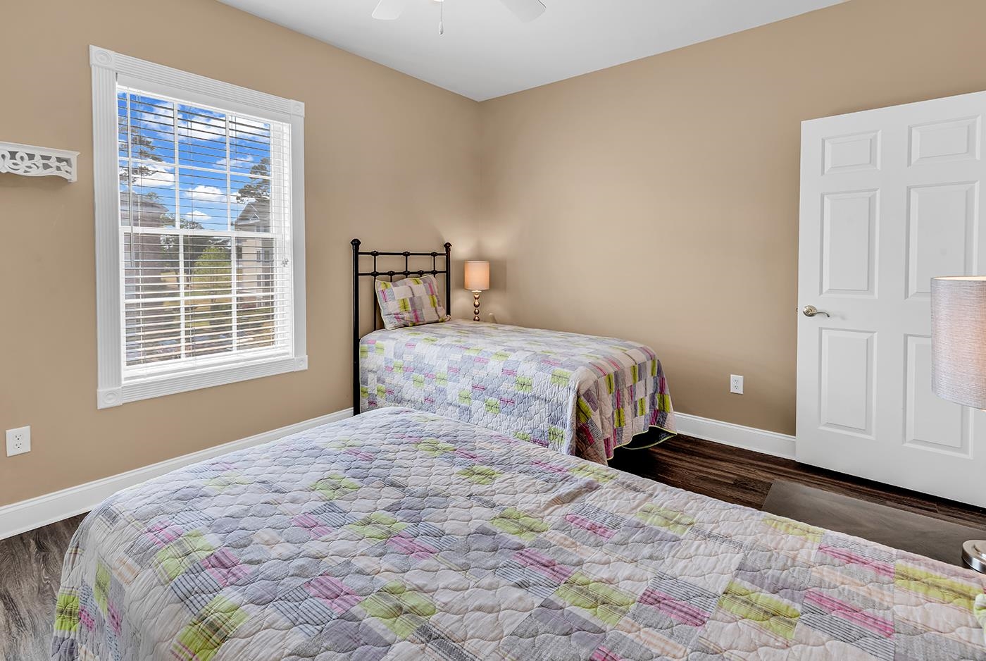 4879 Luster Leaf Circle Property Photo 20