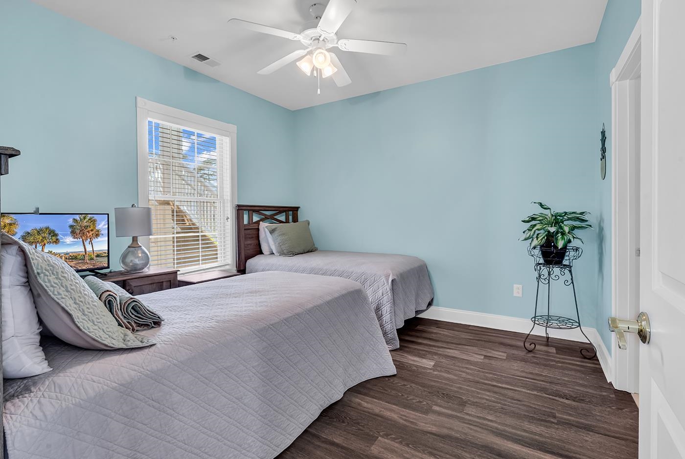 4879 Luster Leaf Circle Property Photo 21