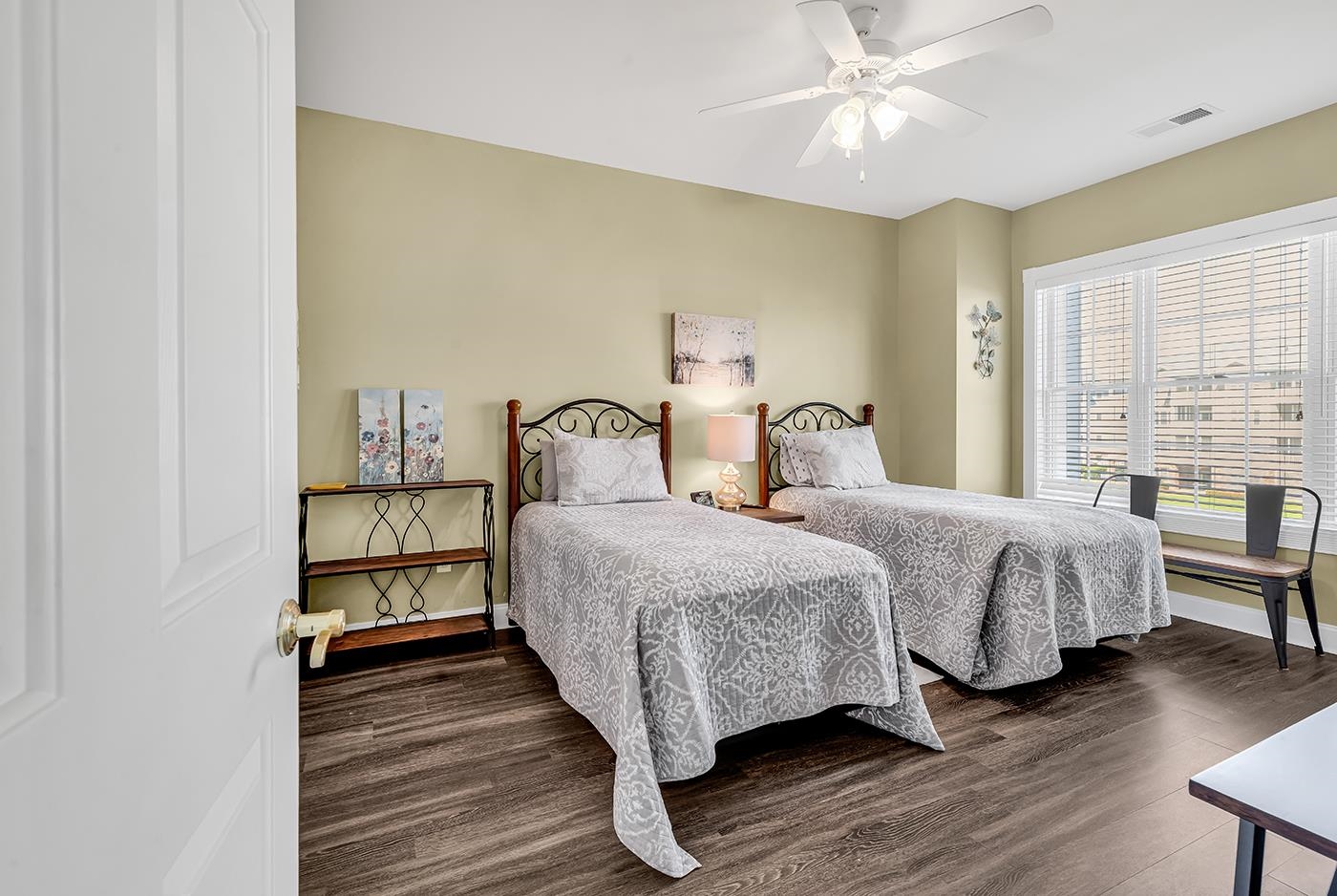 4879 Luster Leaf Circle Property Photo 31