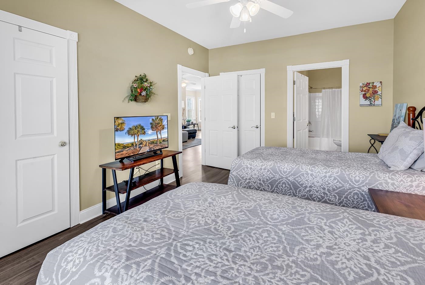 4879 Luster Leaf Circle Property Photo 33