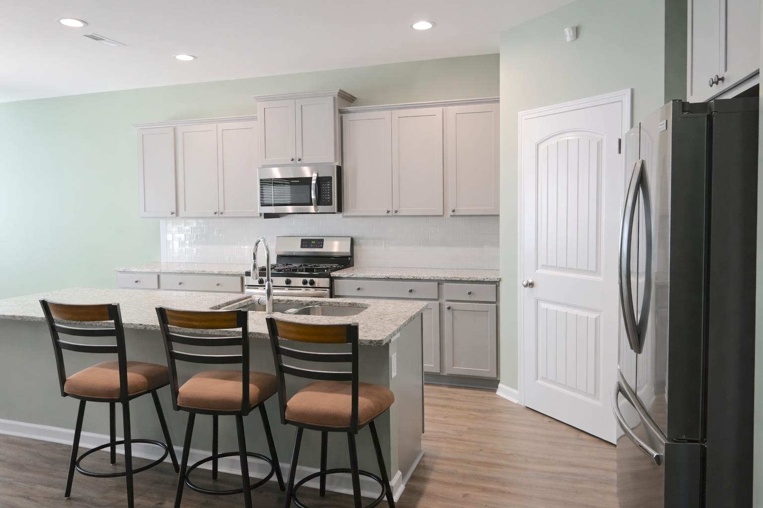 2604 Seaport Circle Property Photo 7