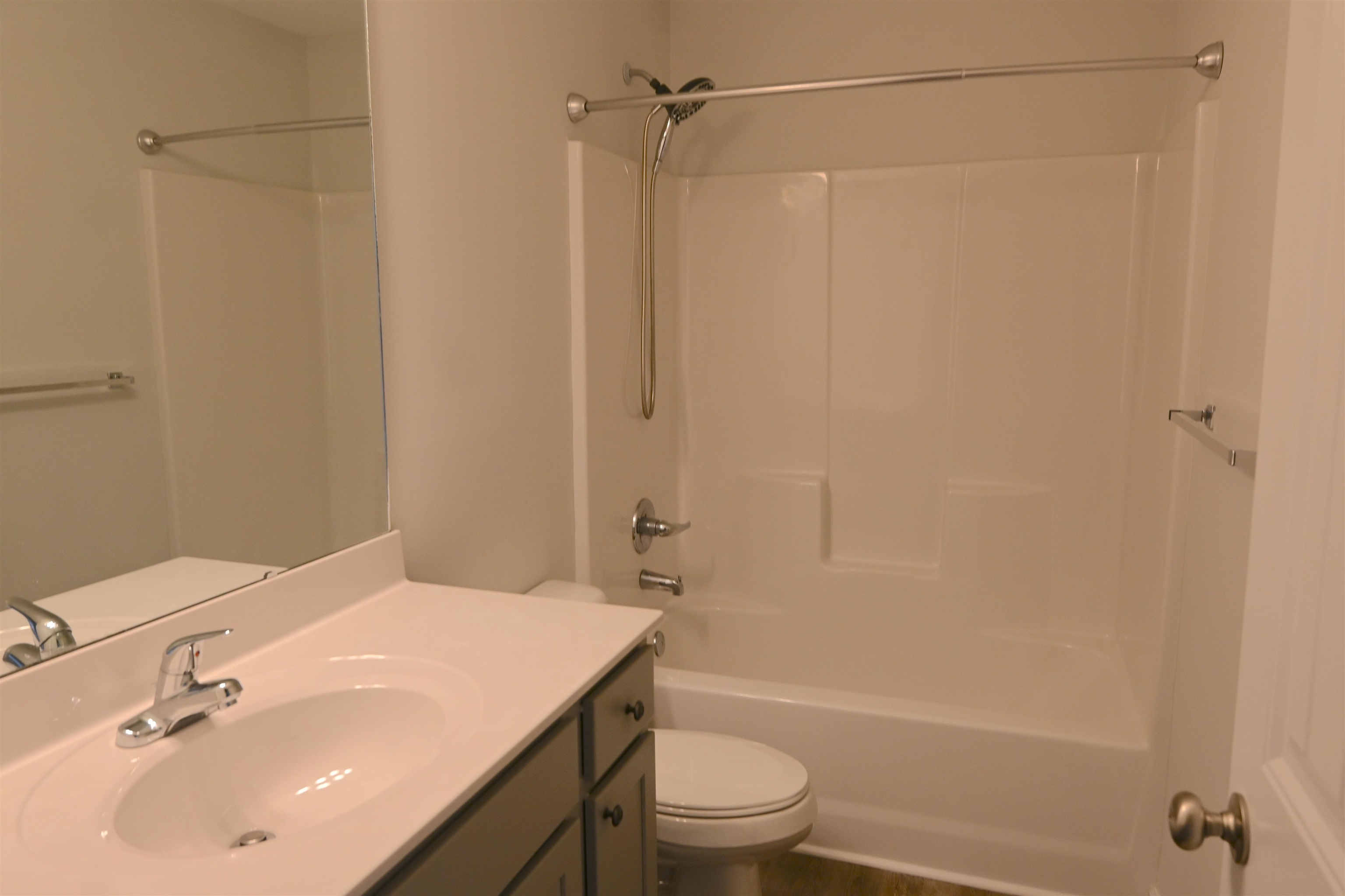 2604 Seaport Circle Property Photo 20