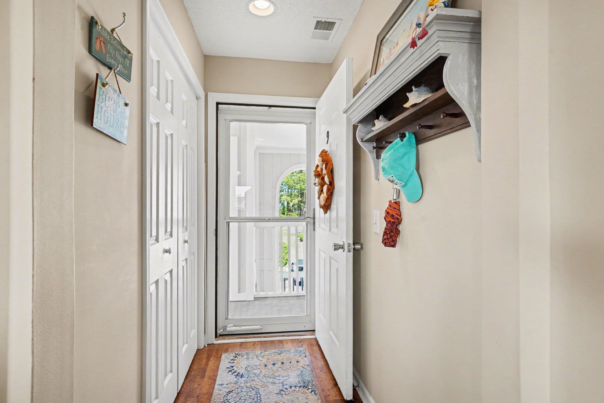 4413 Eastport Blvd. Property Photo 8