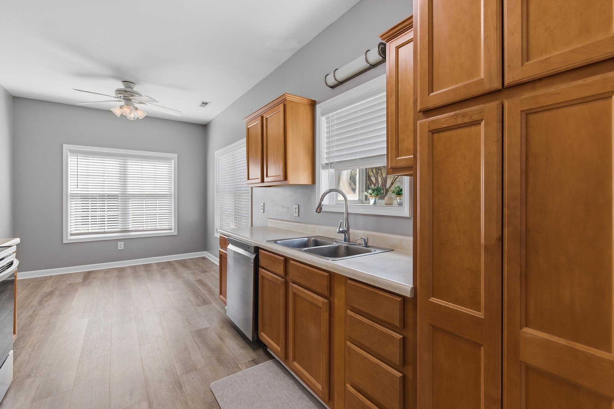 6627 Cherry Laurel Property Photo 7
