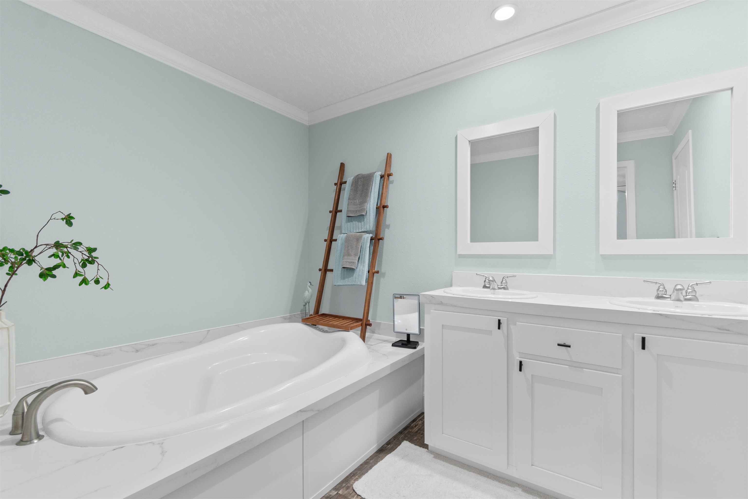 4609 Albatross St. Property Photo 17