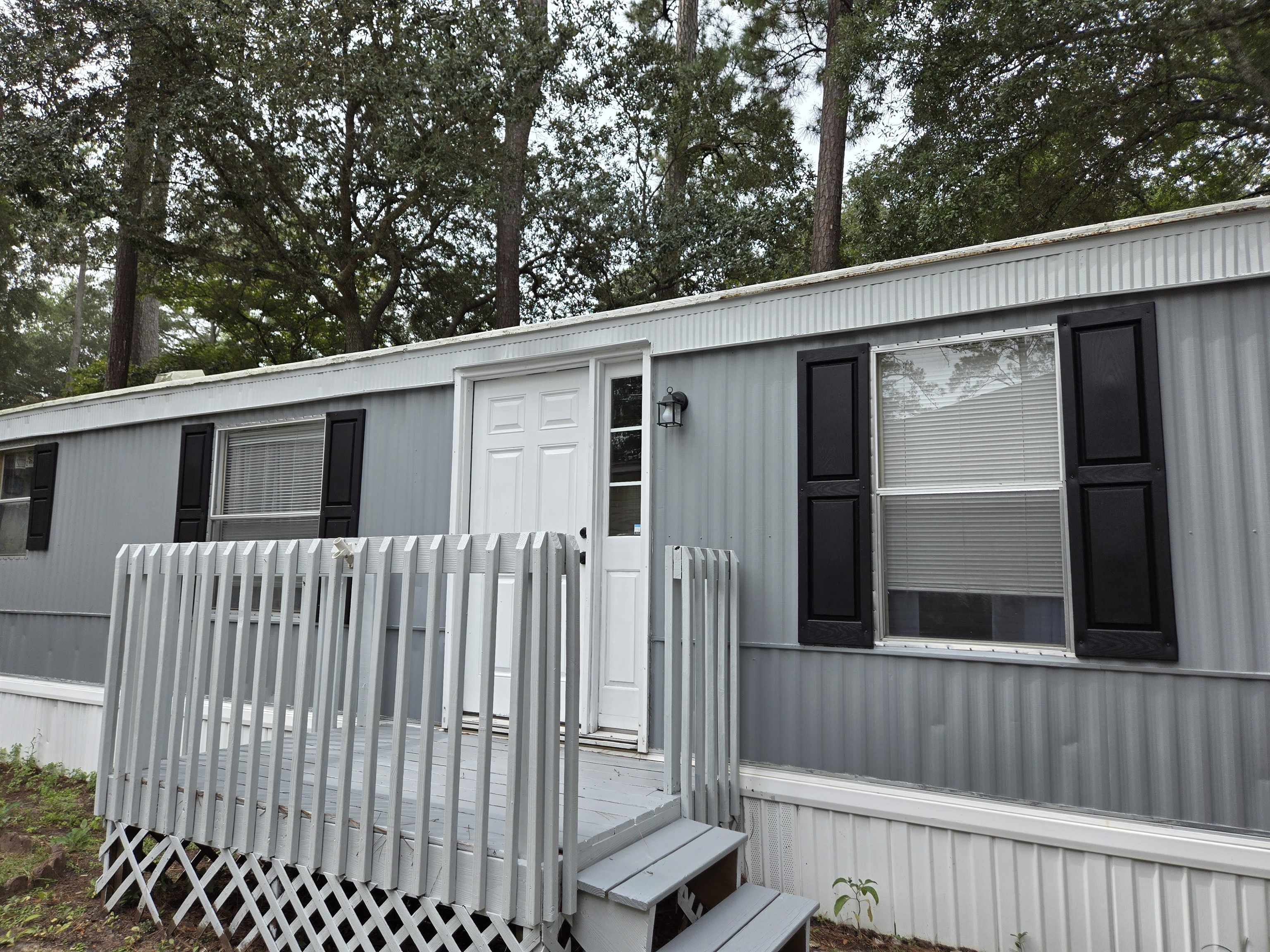 495 Clubhouse Rd. Property Photo 1