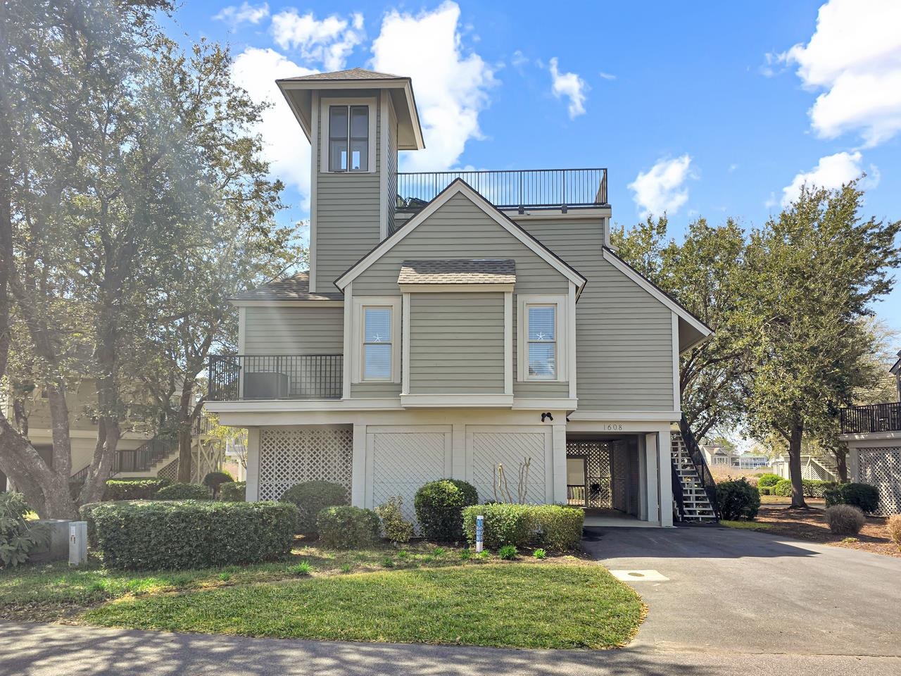1608 Harbor Dr. Property Photo 1