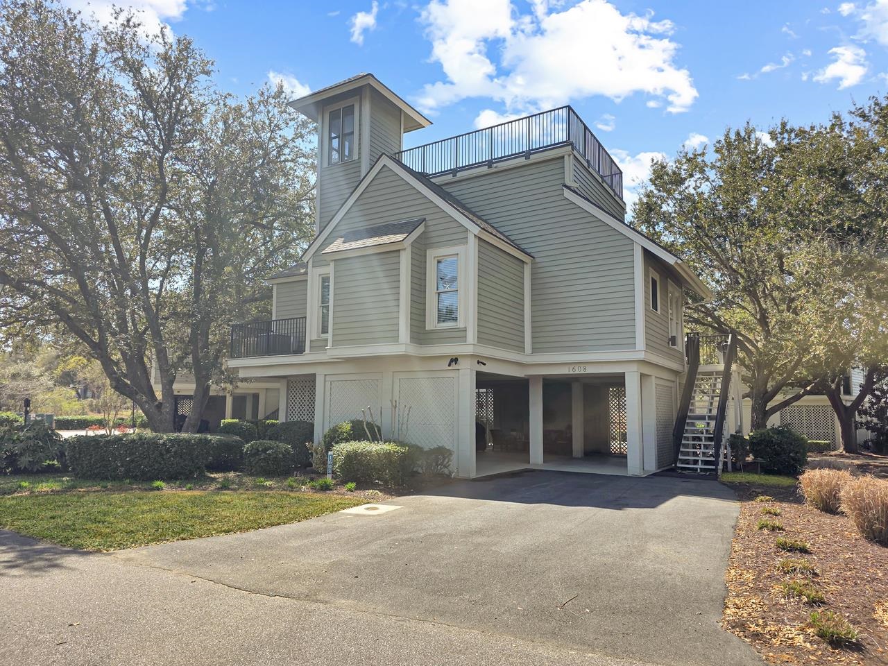 1608 Harbor Dr. Property Photo 3