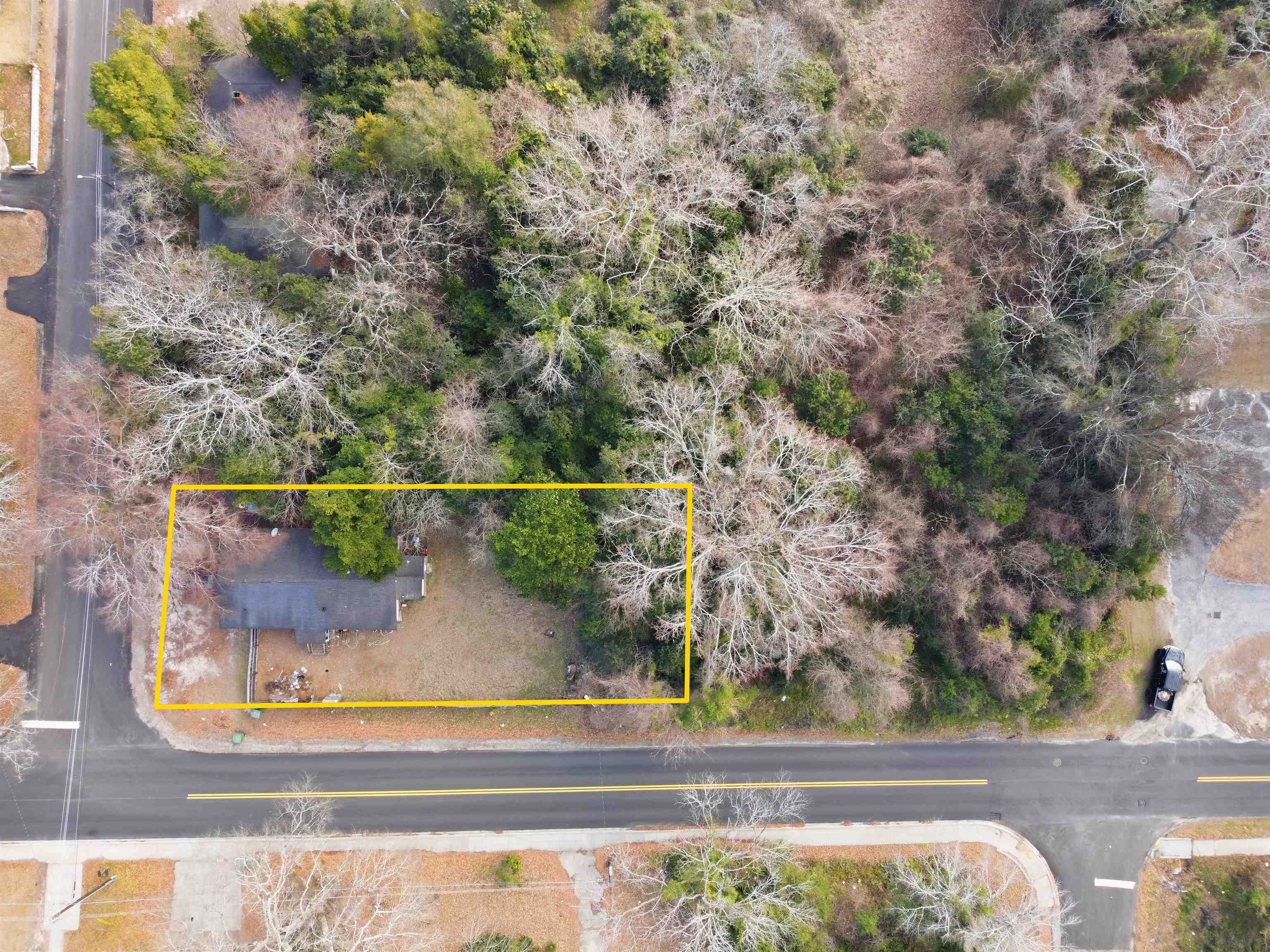 500 Walnut St. Property Photo 1