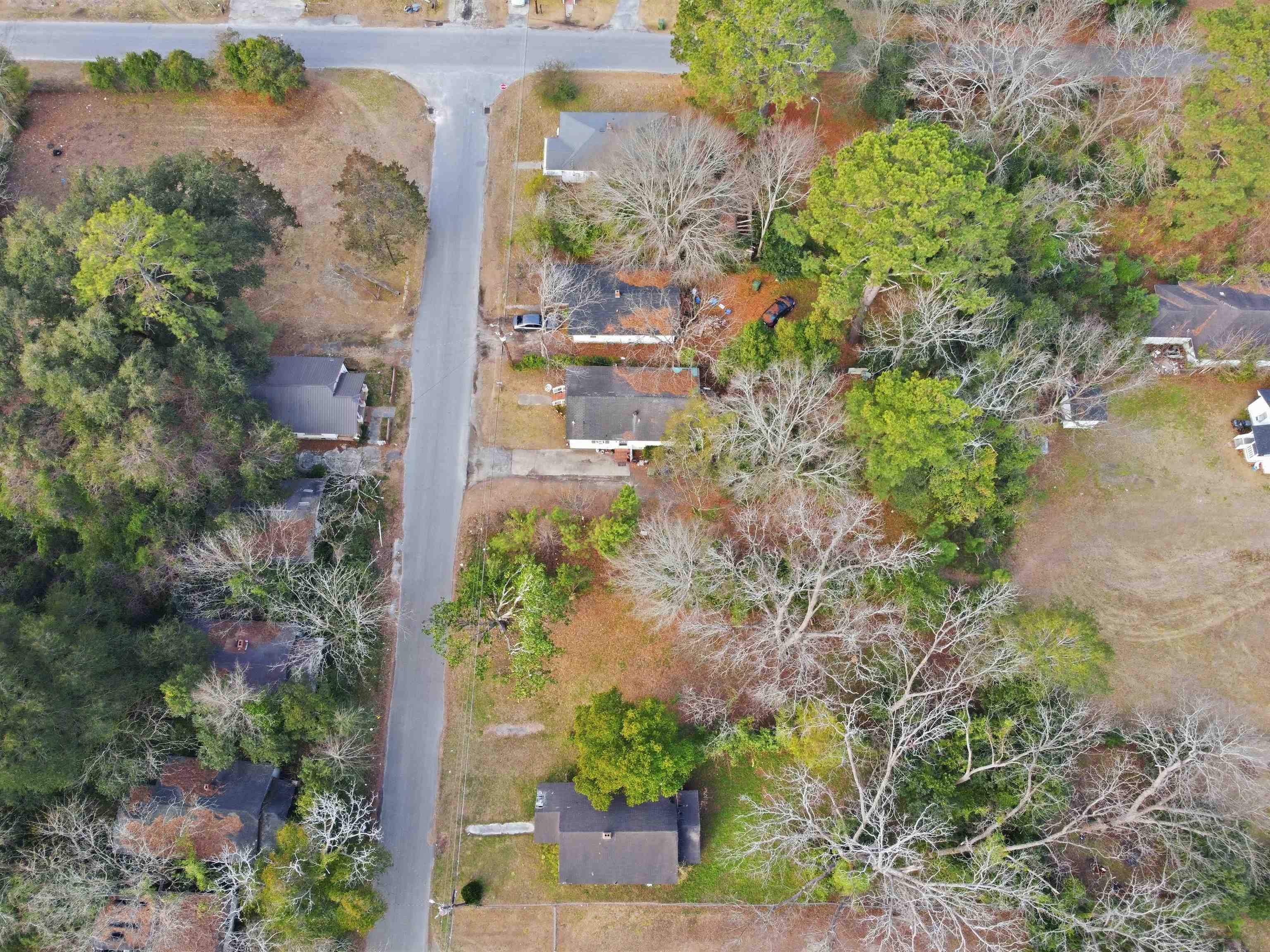 613 Carver St. Property Photo 2