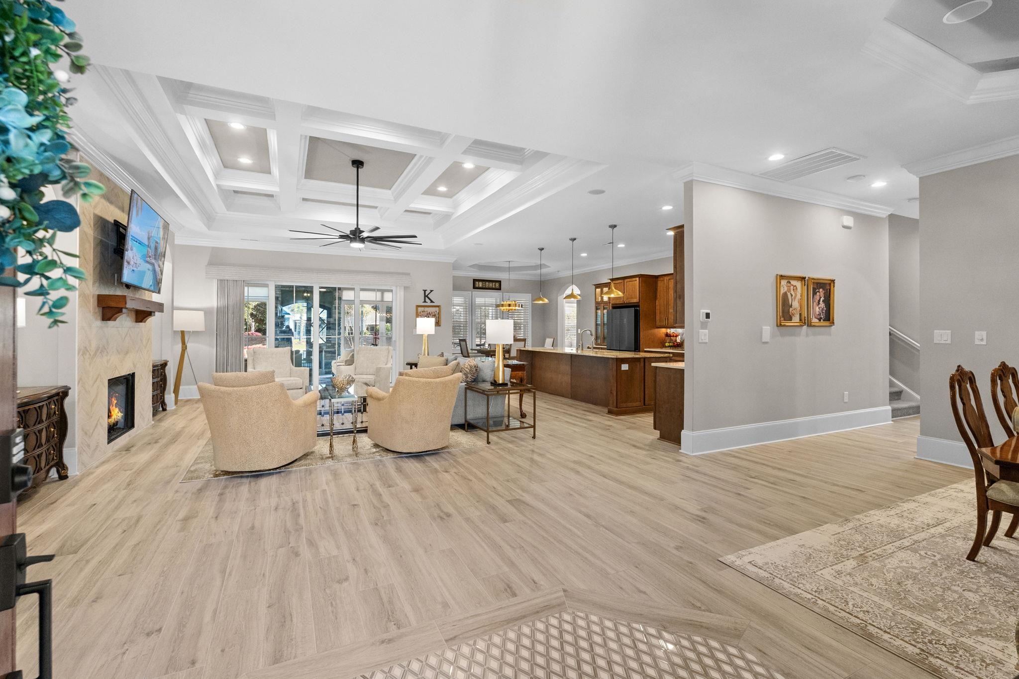 6121 Bolsena Place Property Photo 15