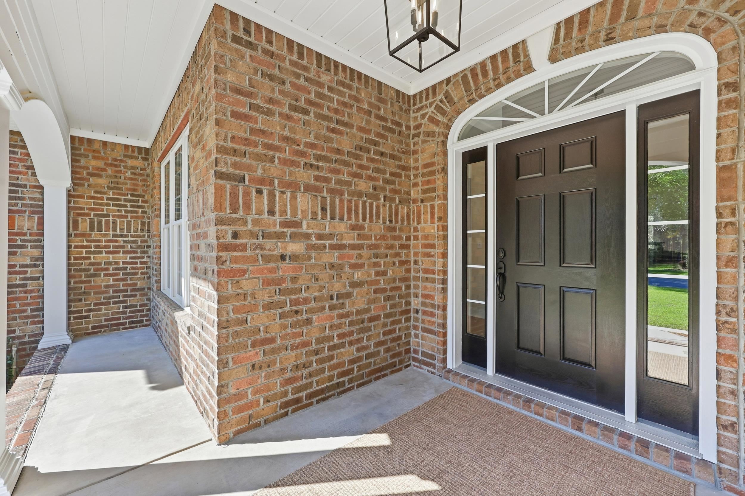 45 Highwood Circle Property Photo 6