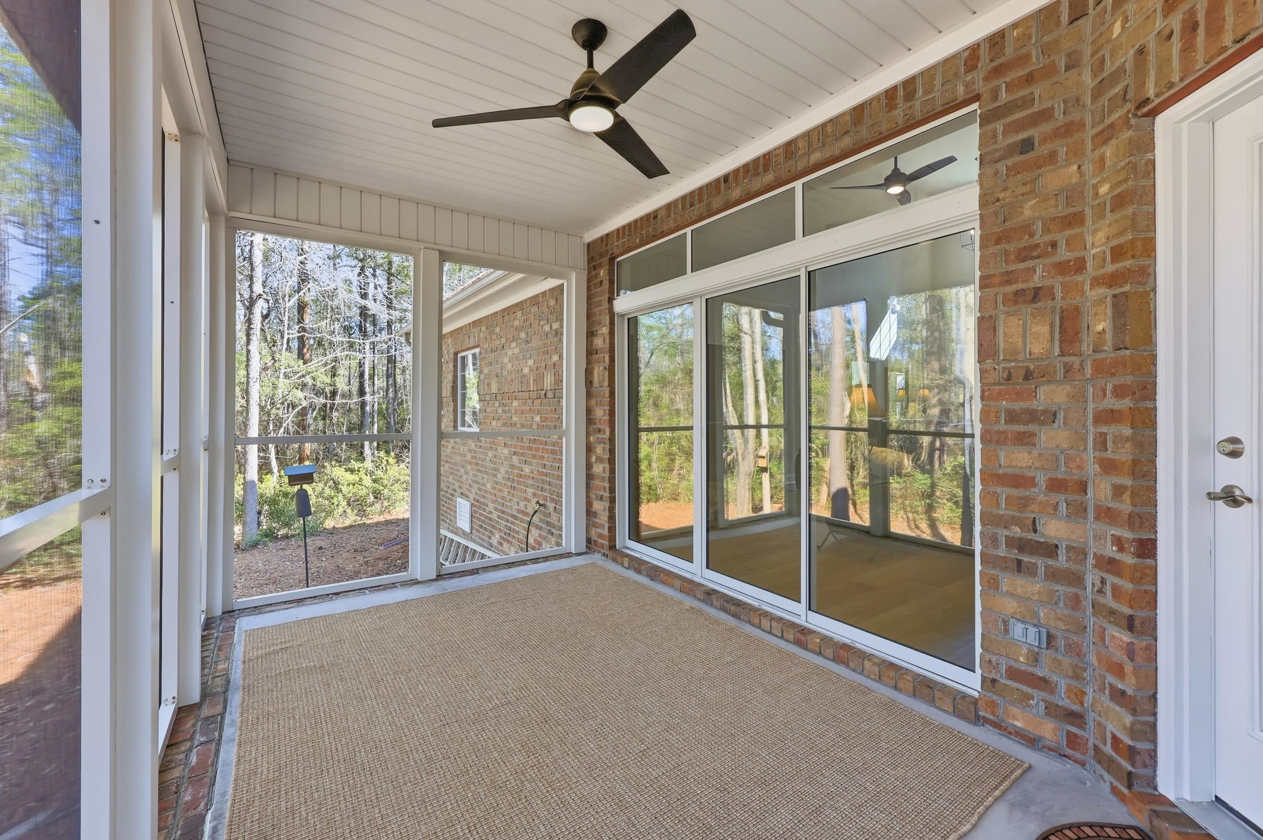 45 Highwood Circle Property Photo 42