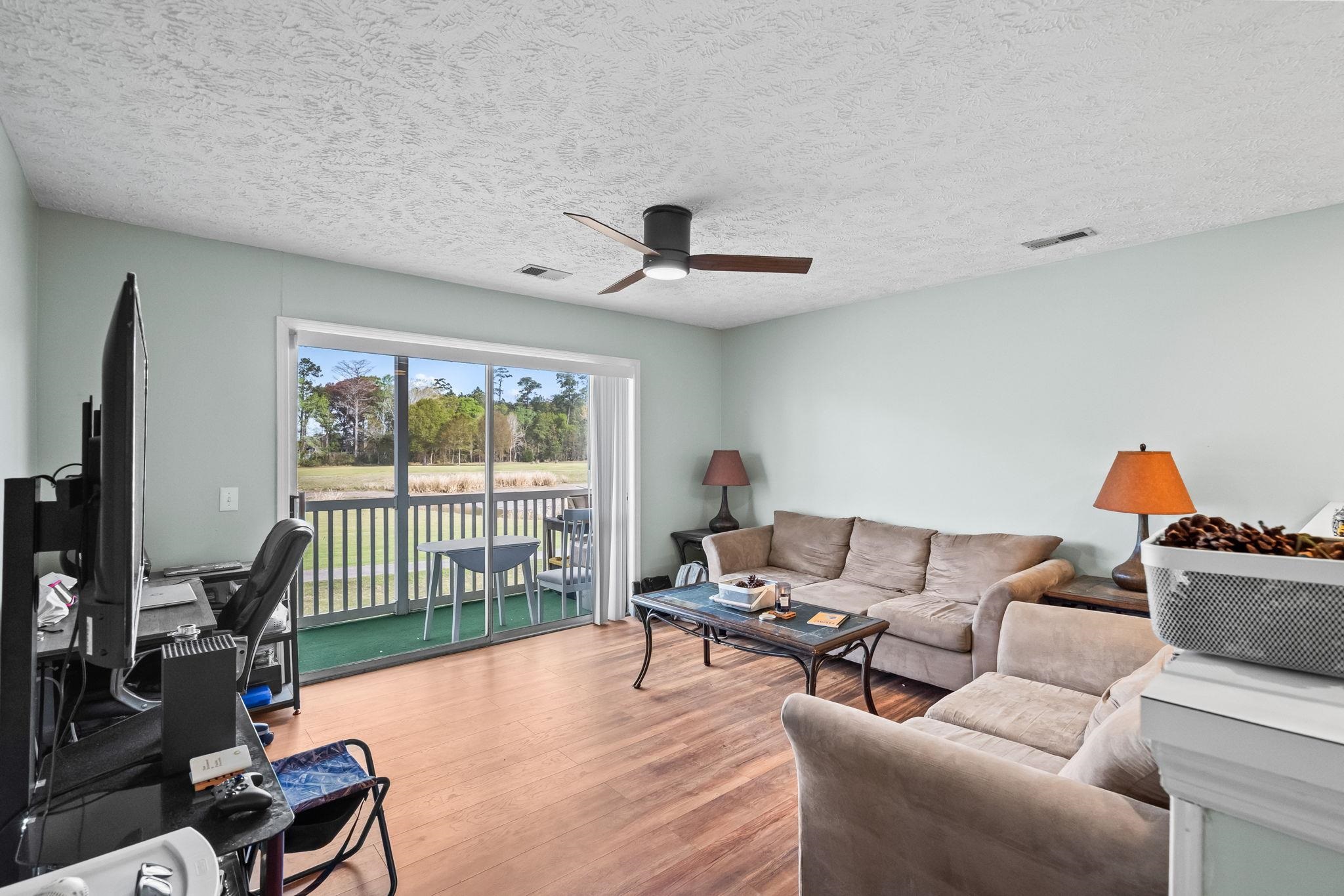 597 Blue River Ct. Property Photo 5