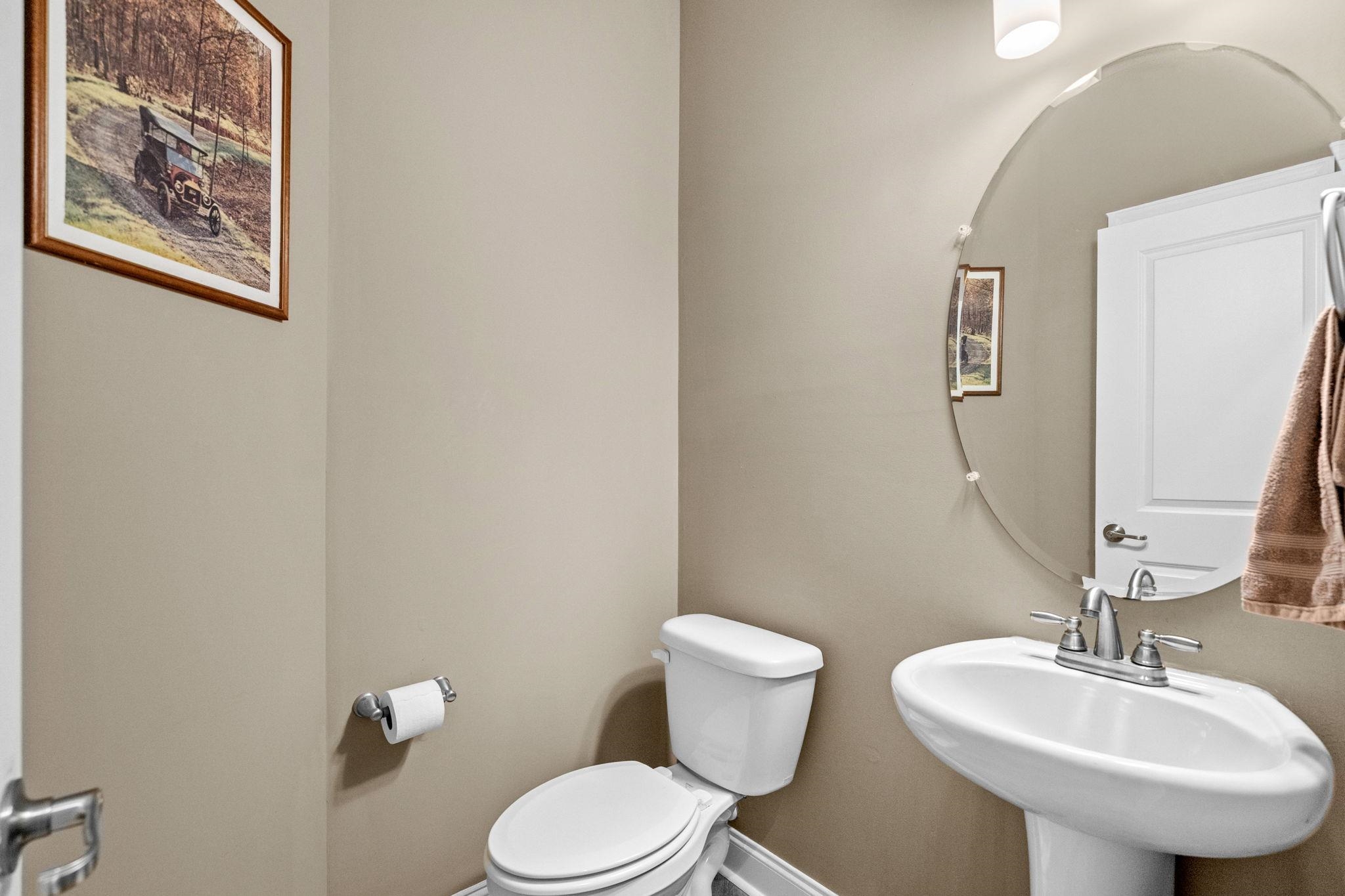 687 Tiger Paw Rd. Property Photo 37