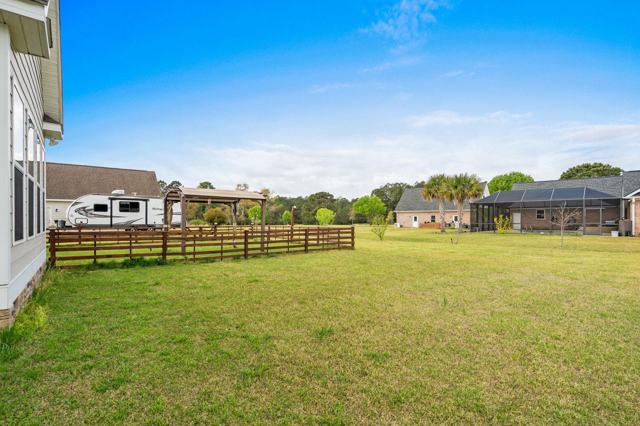 687 Tiger Paw Rd. Property Photo 42