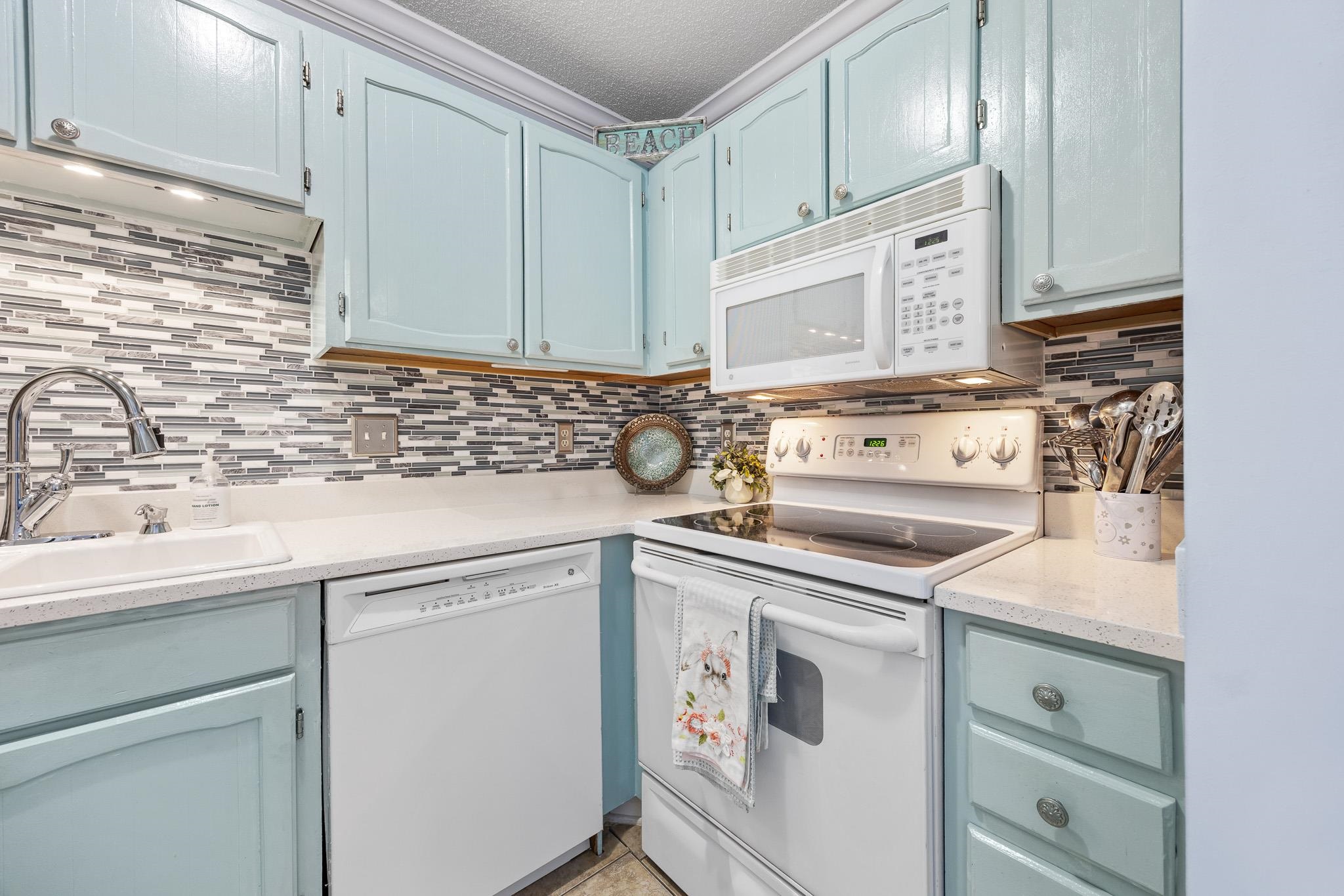 7700 Porcher Dr. Property Photo 14