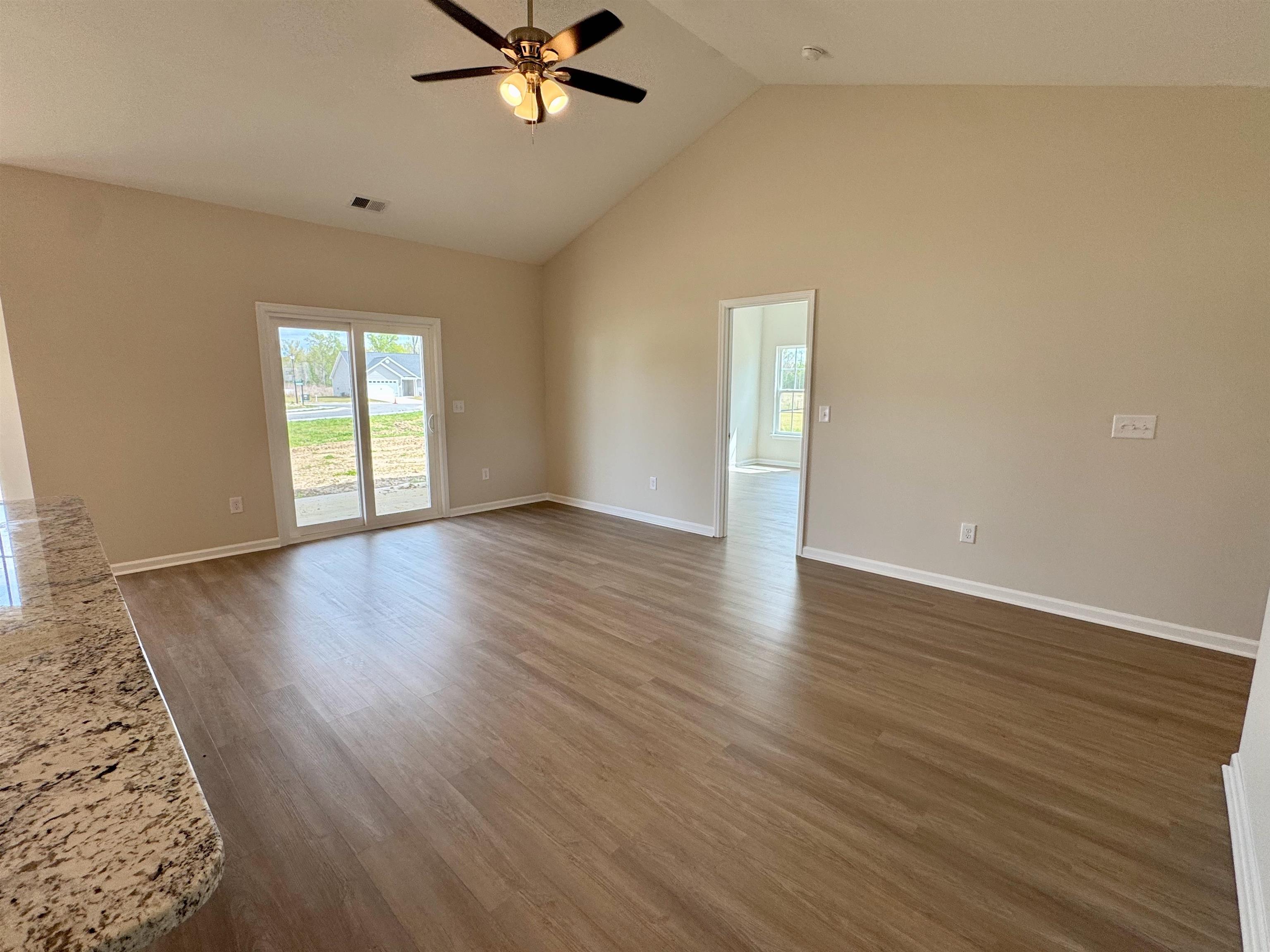 135 Springtide Dr. Property Photo 11