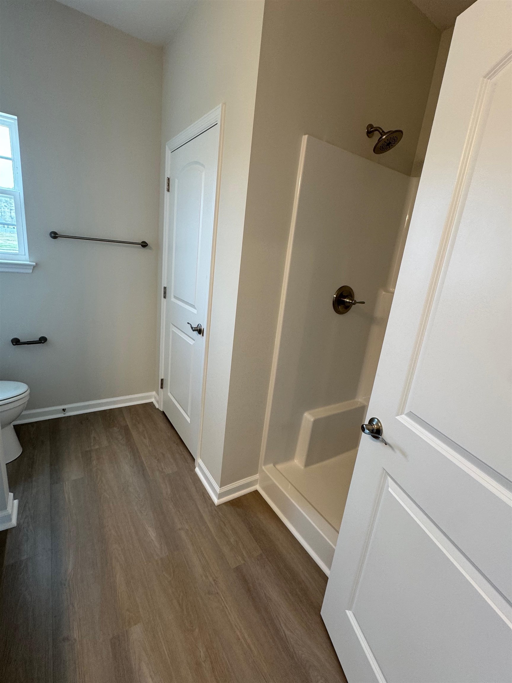 135 Springtide Dr. Property Photo 13
