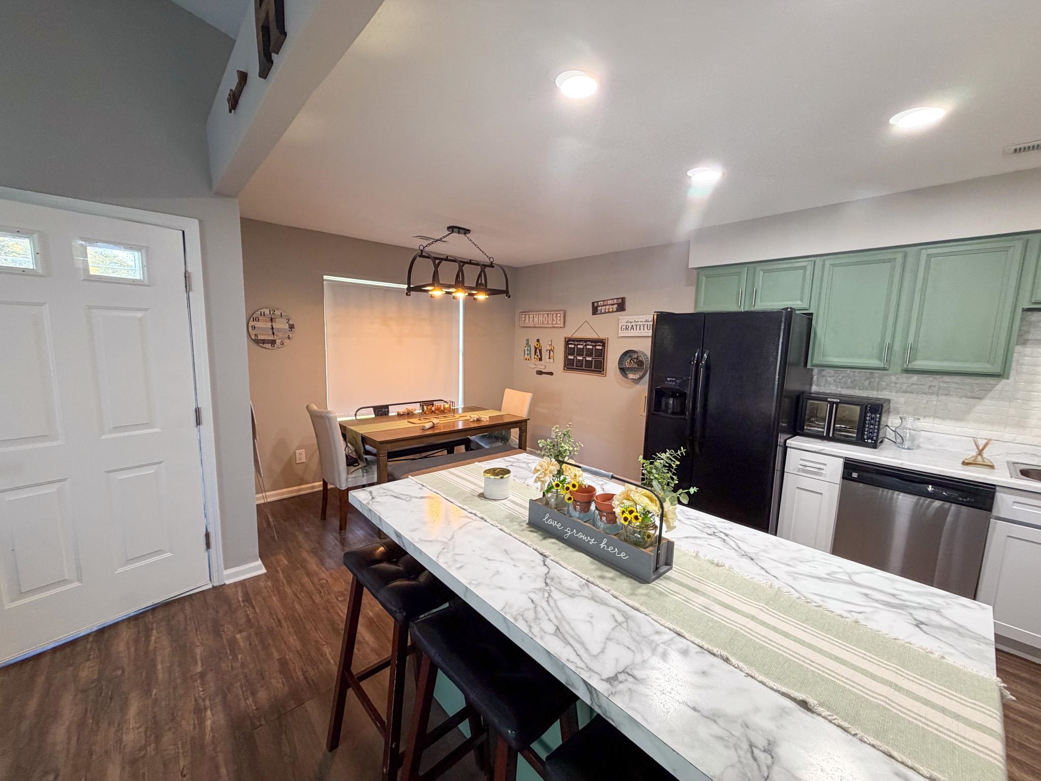 1613 Stuart Square Circle Property Photo 8