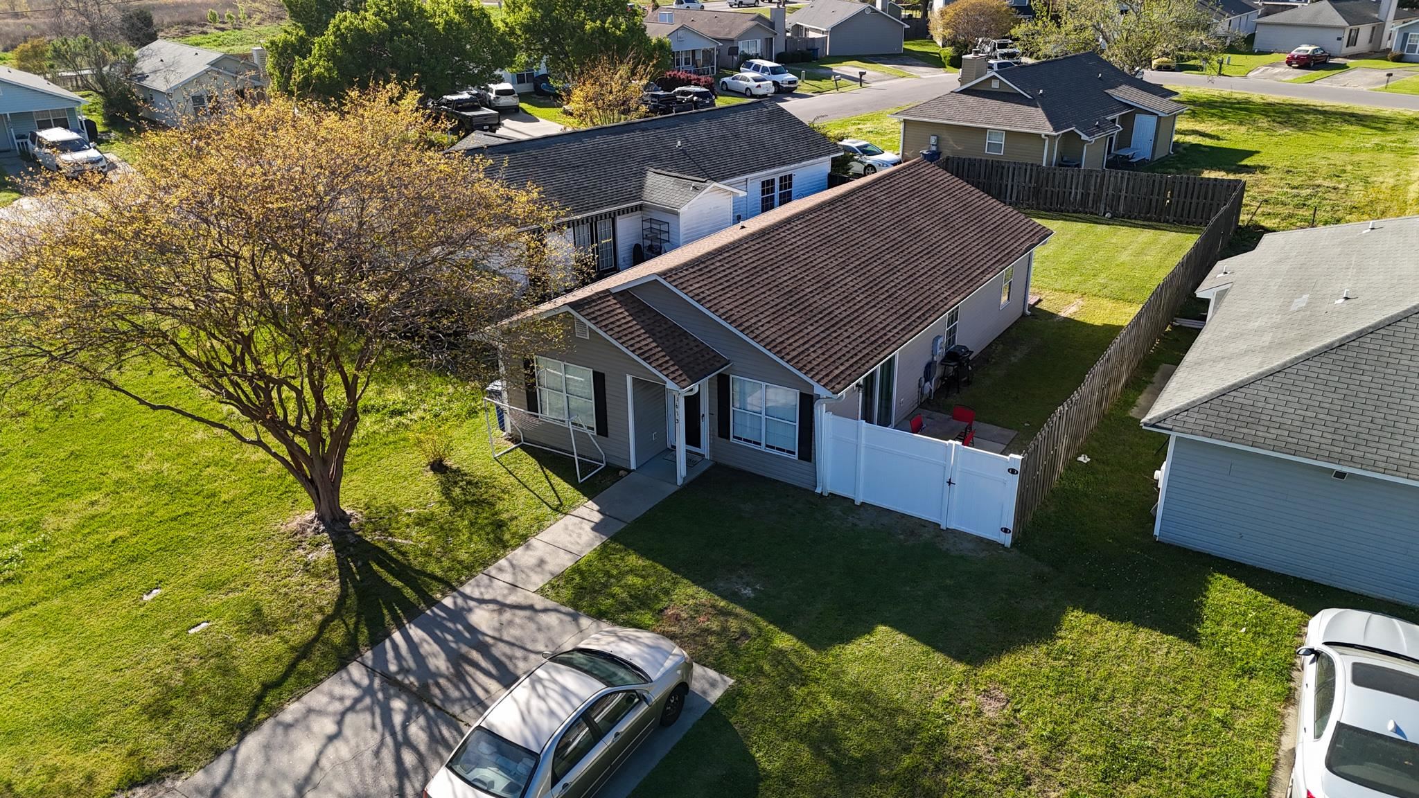 1613 Stuart Square Circle Property Photo 25