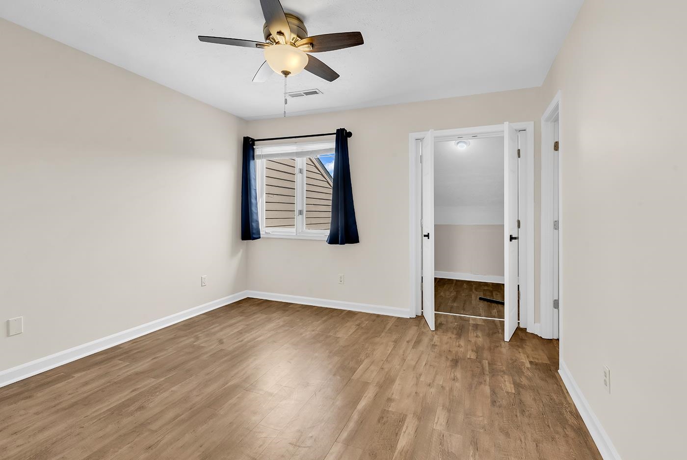 4096 Fairway Lakes Dr. Property Photo 24