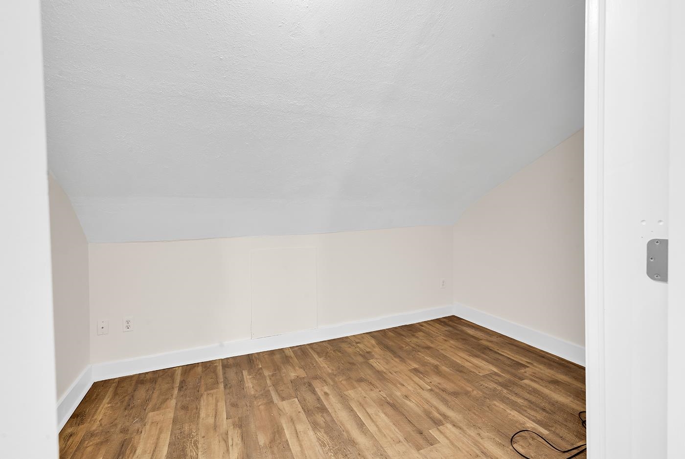 4096 Fairway Lakes Dr. Property Photo 28