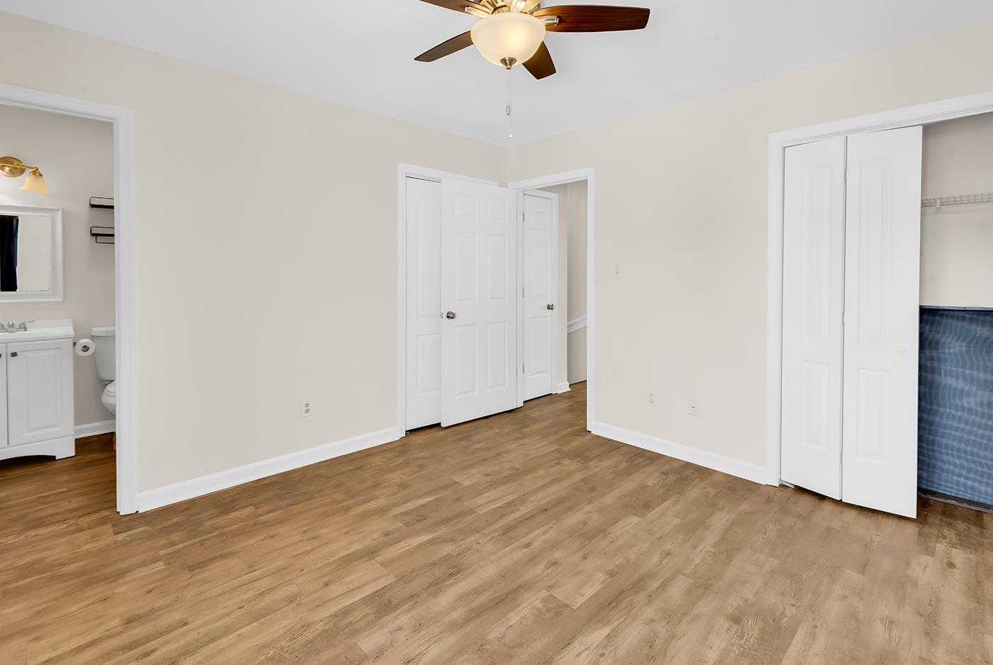 4096 Fairway Lakes Dr. Property Photo 31