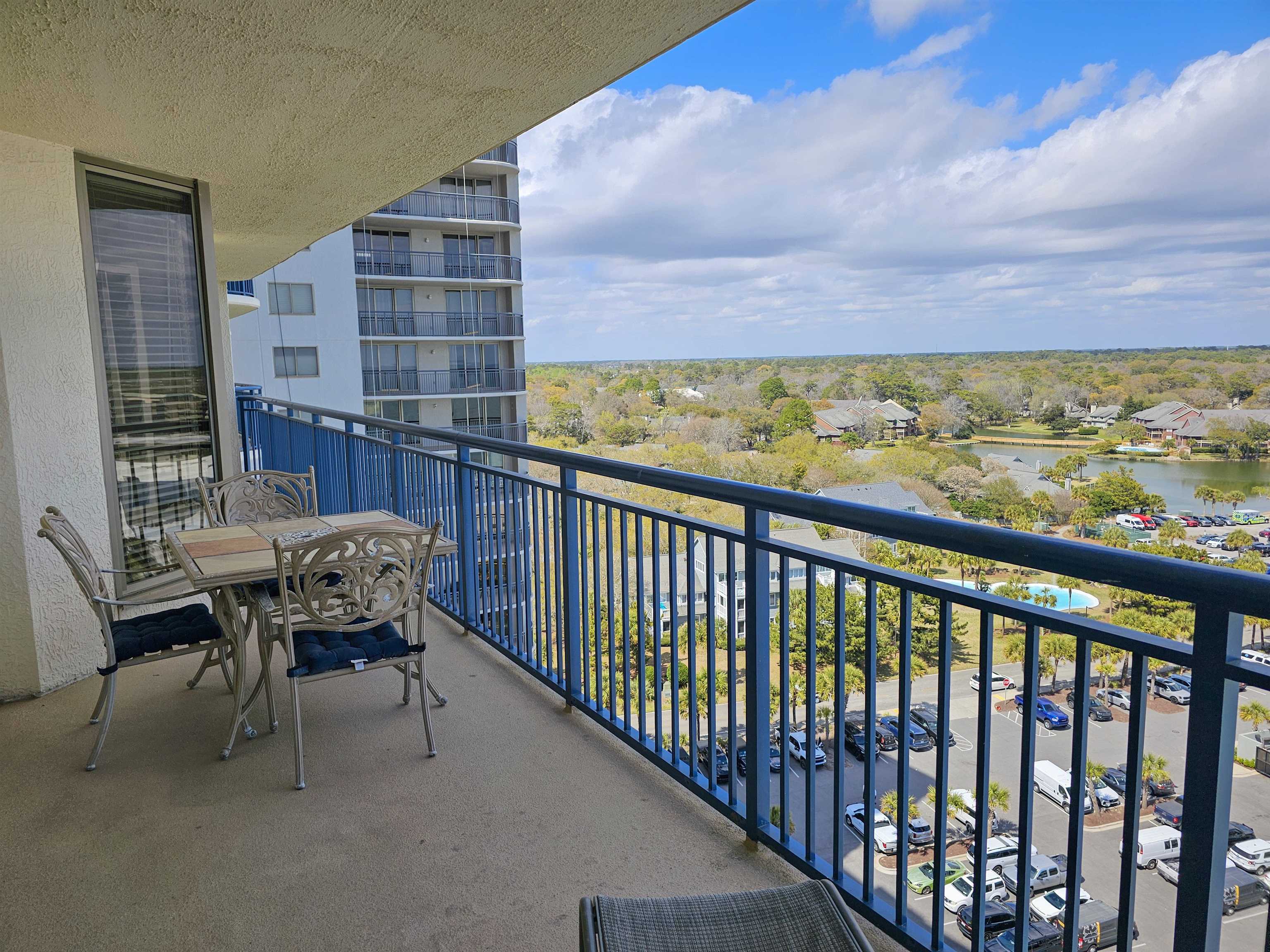 8560 Queensway Blvd. Property Photo 4