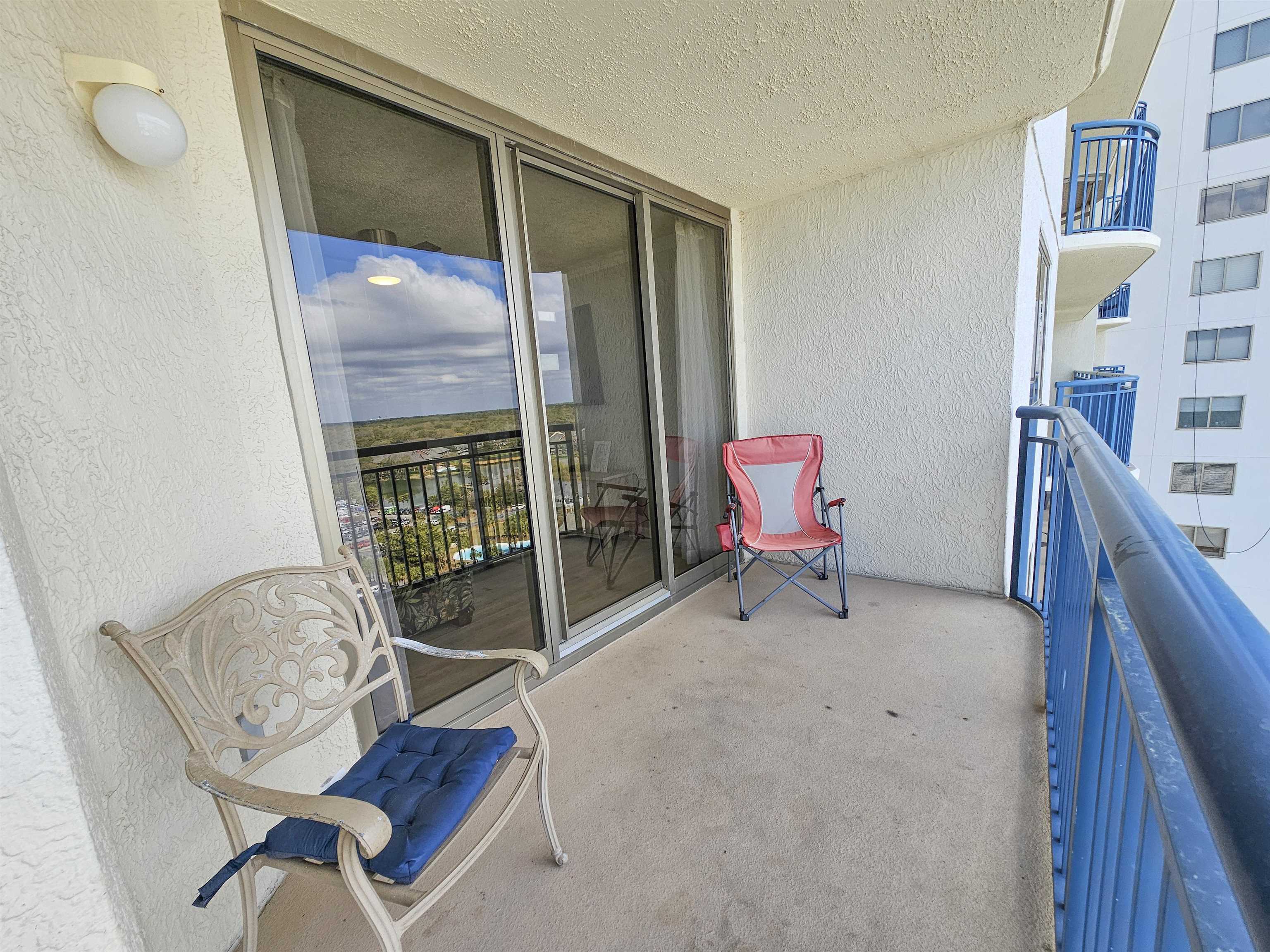 8560 Queensway Blvd. Property Photo 6