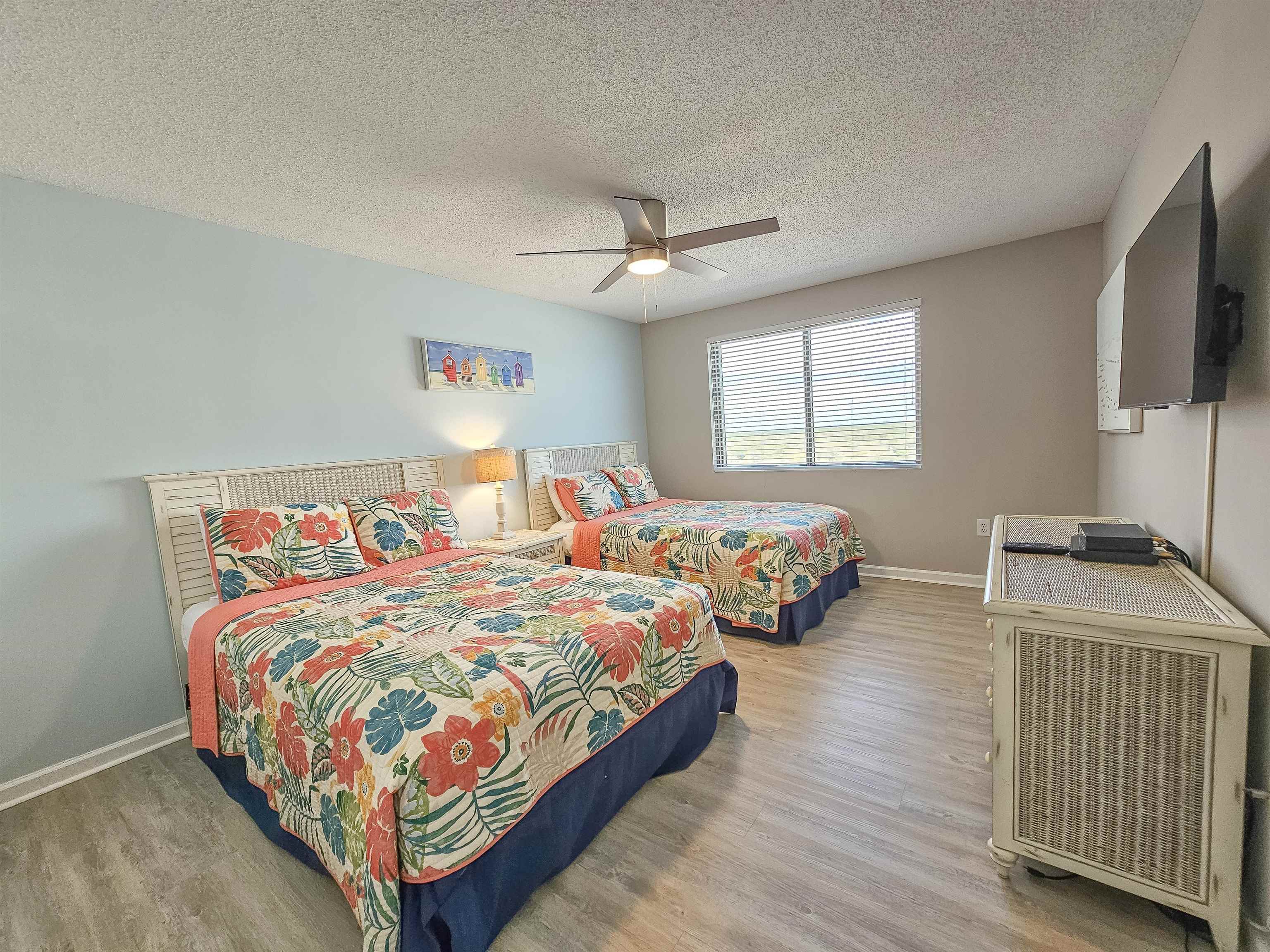 8560 Queensway Blvd. Property Photo 43