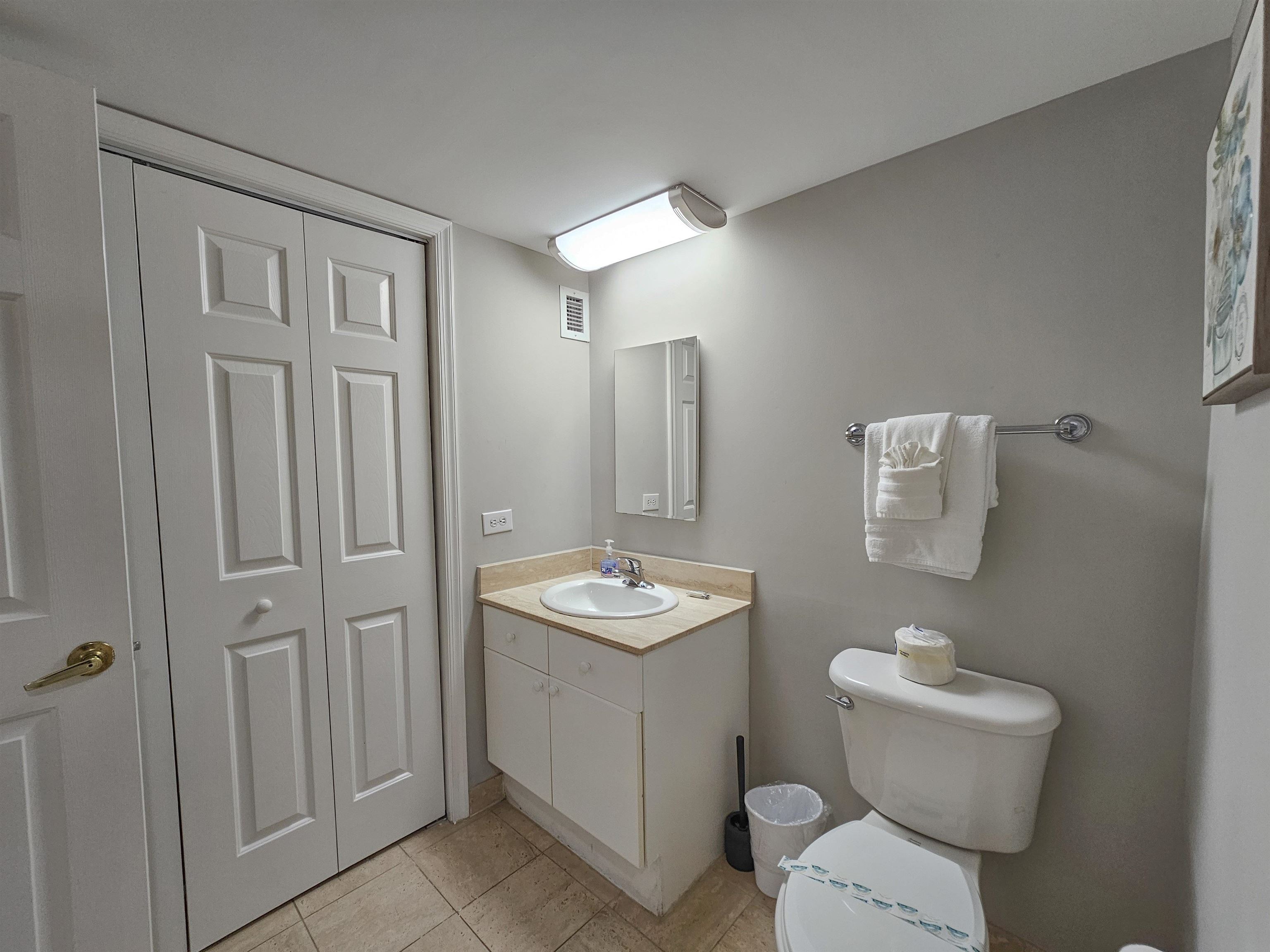 8560 Queensway Blvd. Property Photo 52