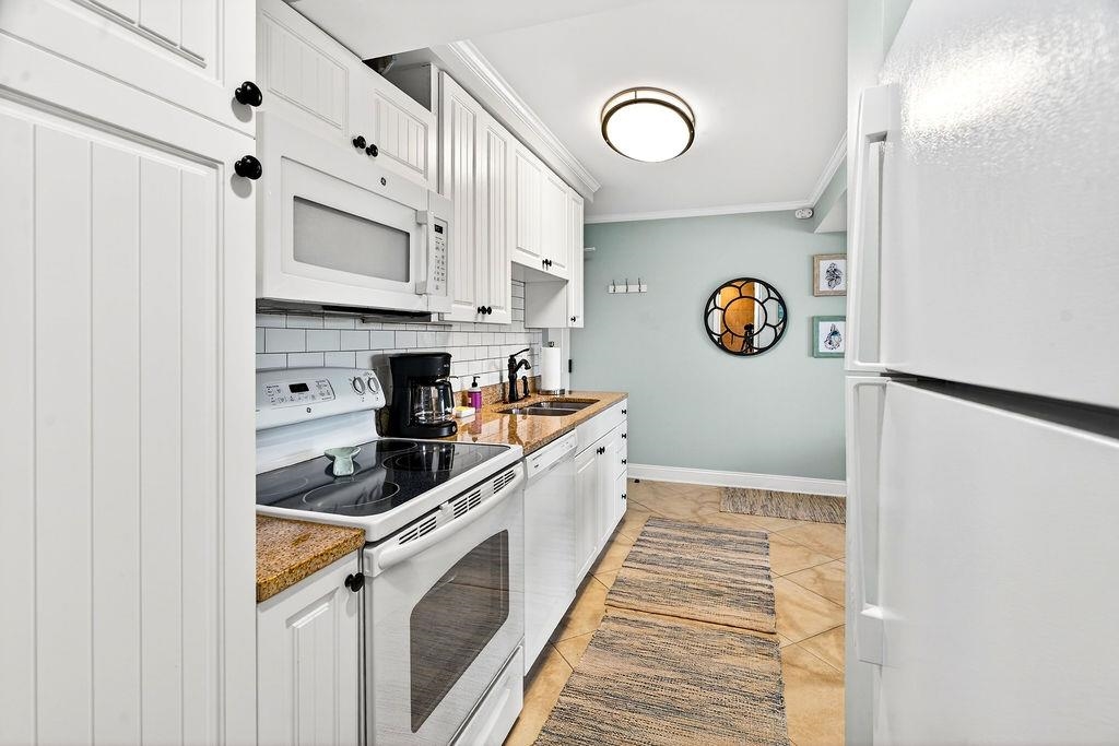 14290 Ocean Highway Property Photo 8