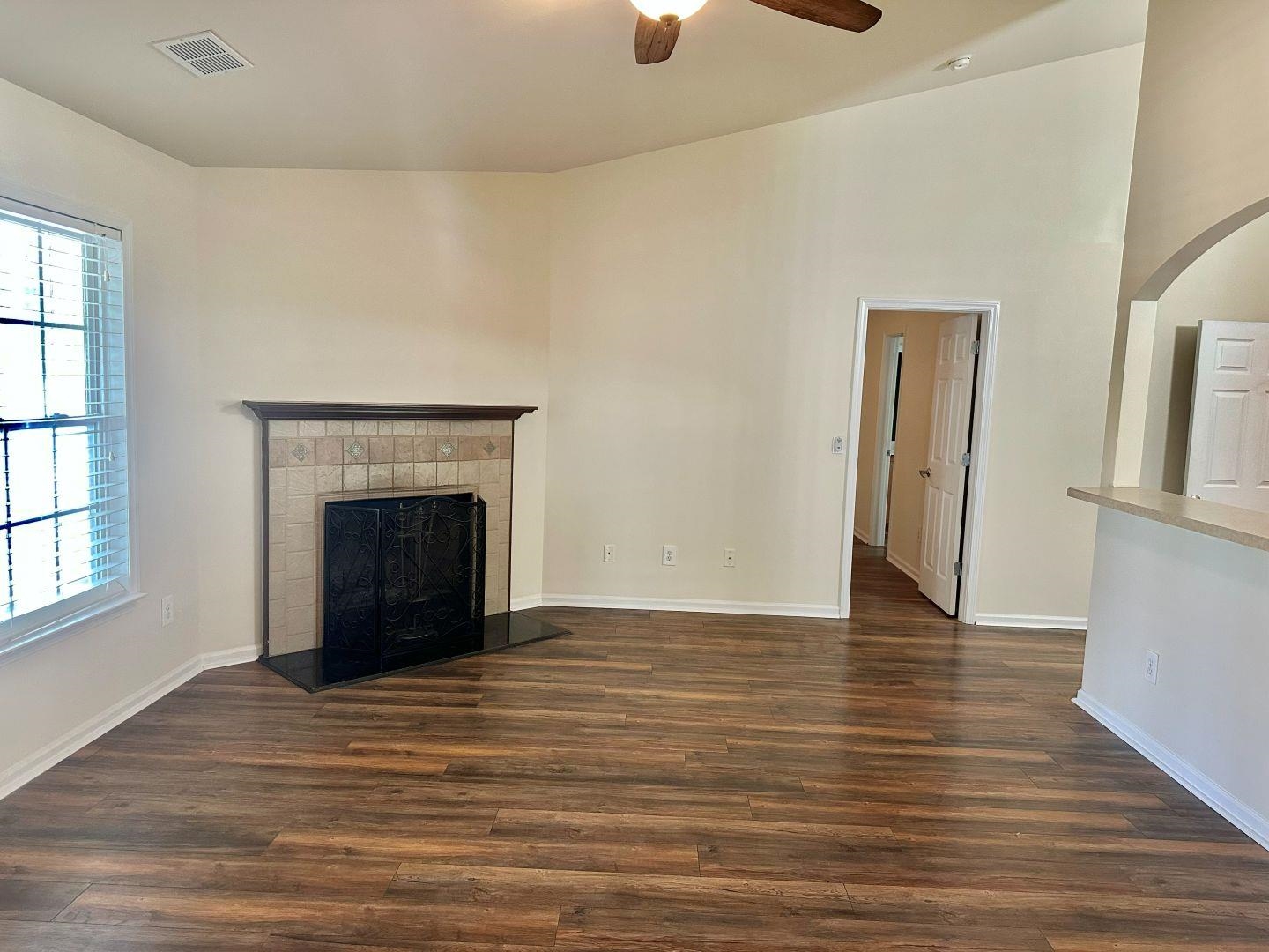1616 Langley Dr. Property Photo 21