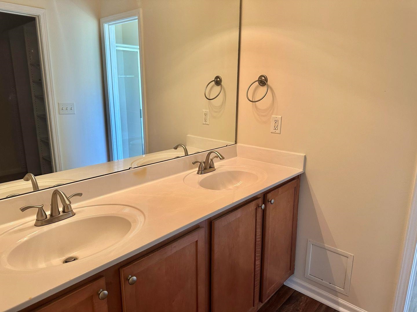 1616 Langley Dr. Property Photo 31
