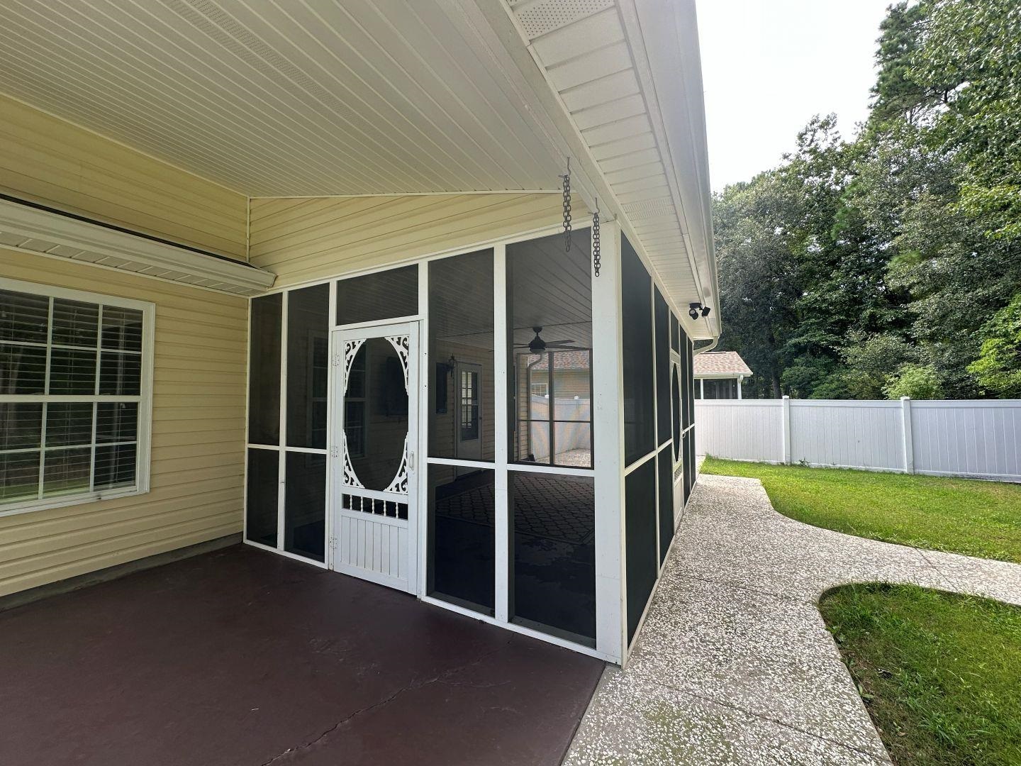 1616 Langley Dr. Property Photo 45