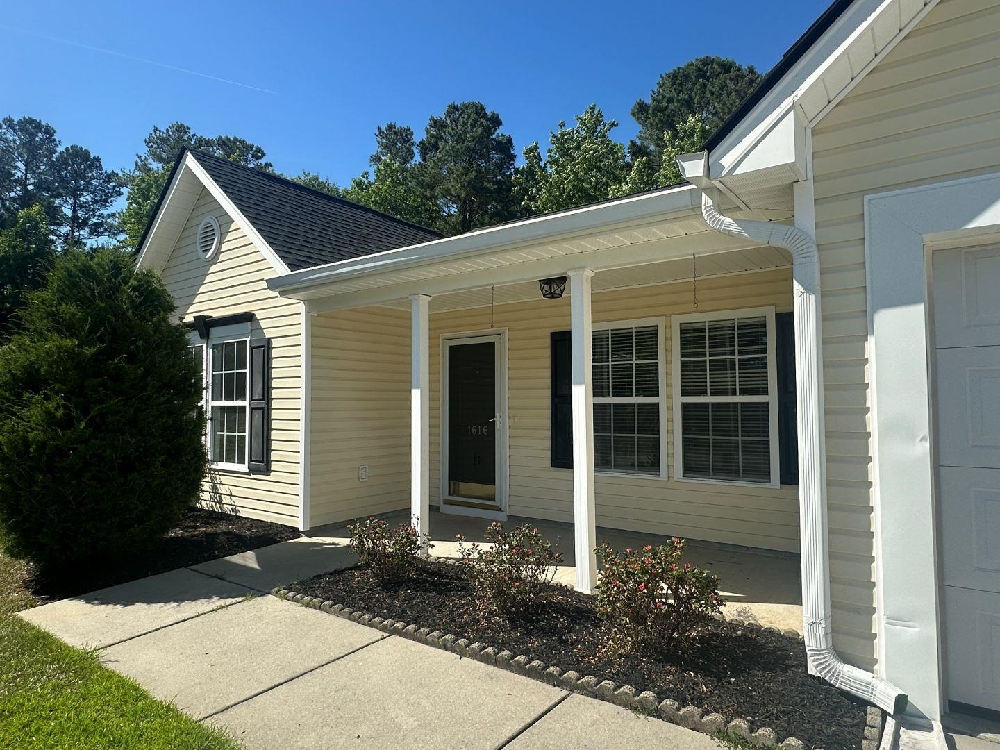 1616 Langley Dr. Property Photo 48