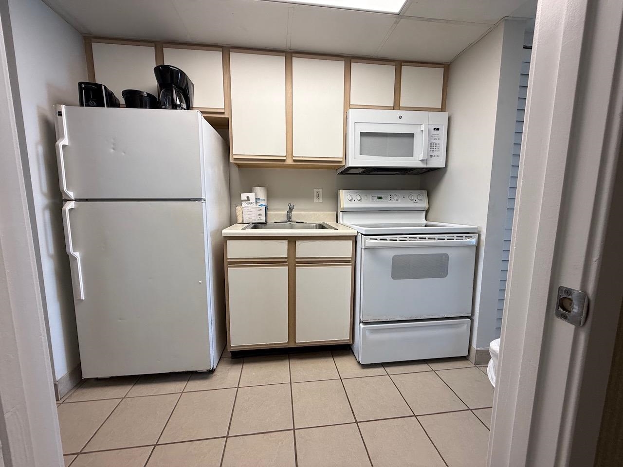 2000 N Ocean Blvd. Property Photo 8