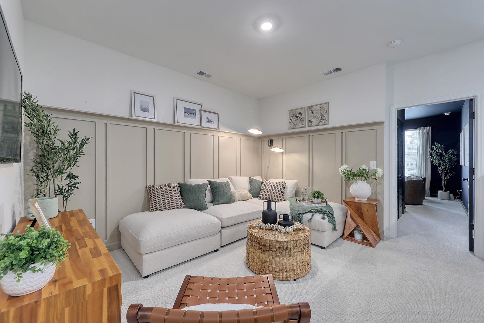 472 Ireland Way Property Photo 20